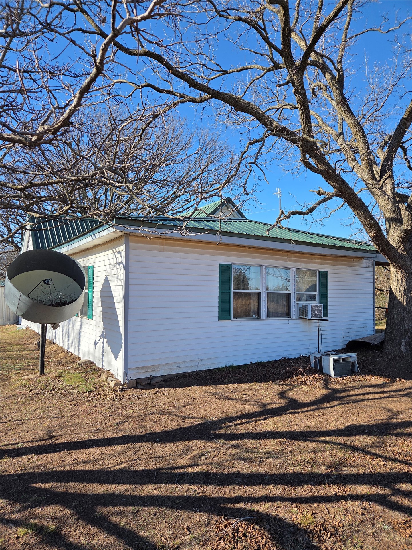359149 N 1000 Road Property Photo 4