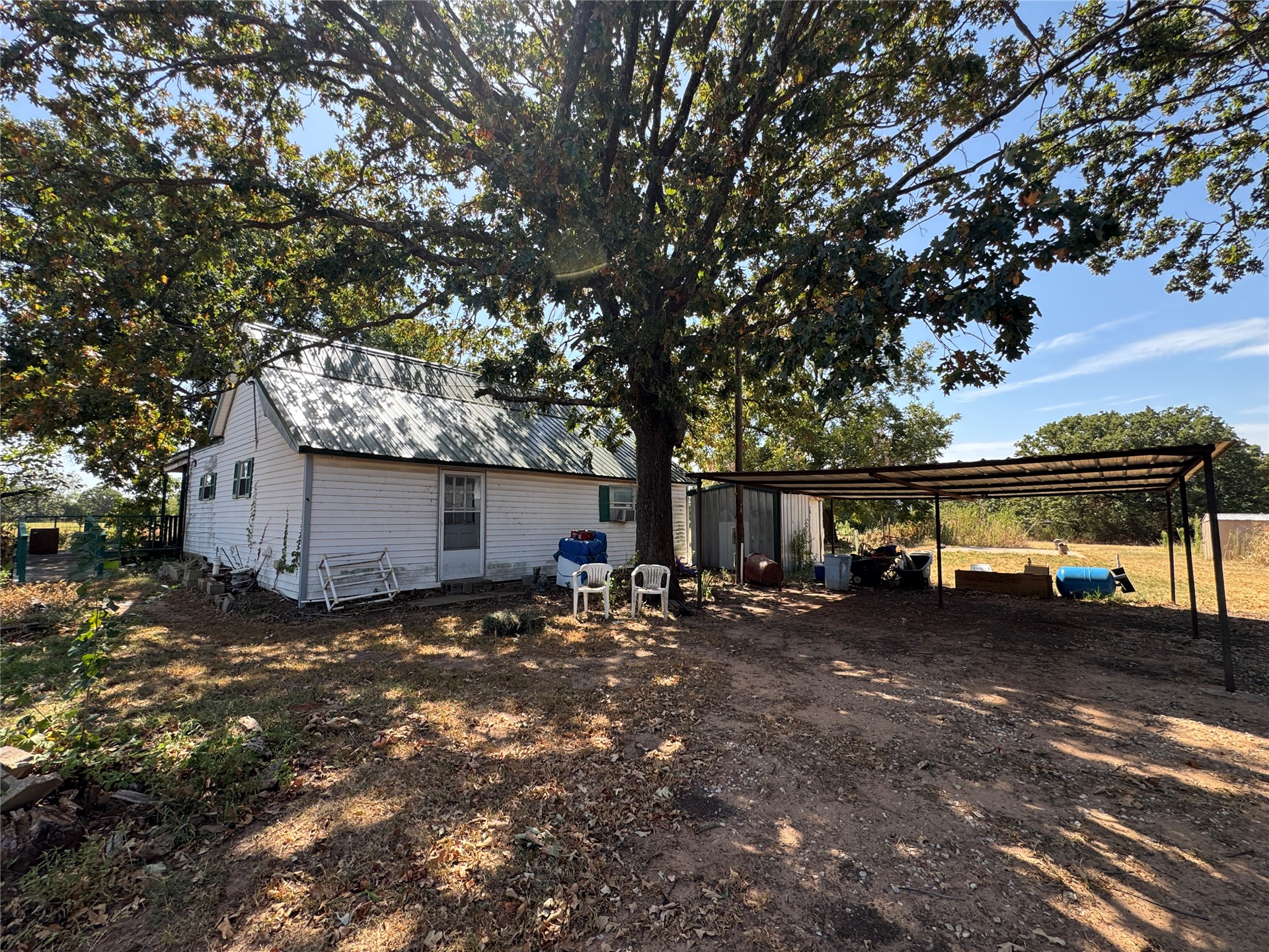 359149 N 1000 Road Property Photo 6
