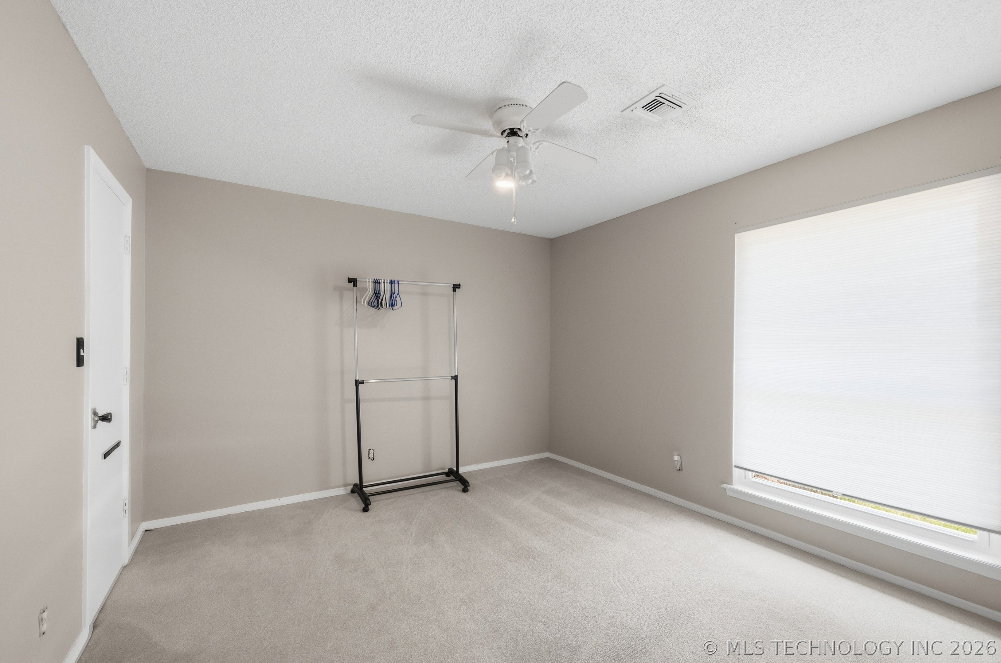 1016 E 13th Street Property Photo 22