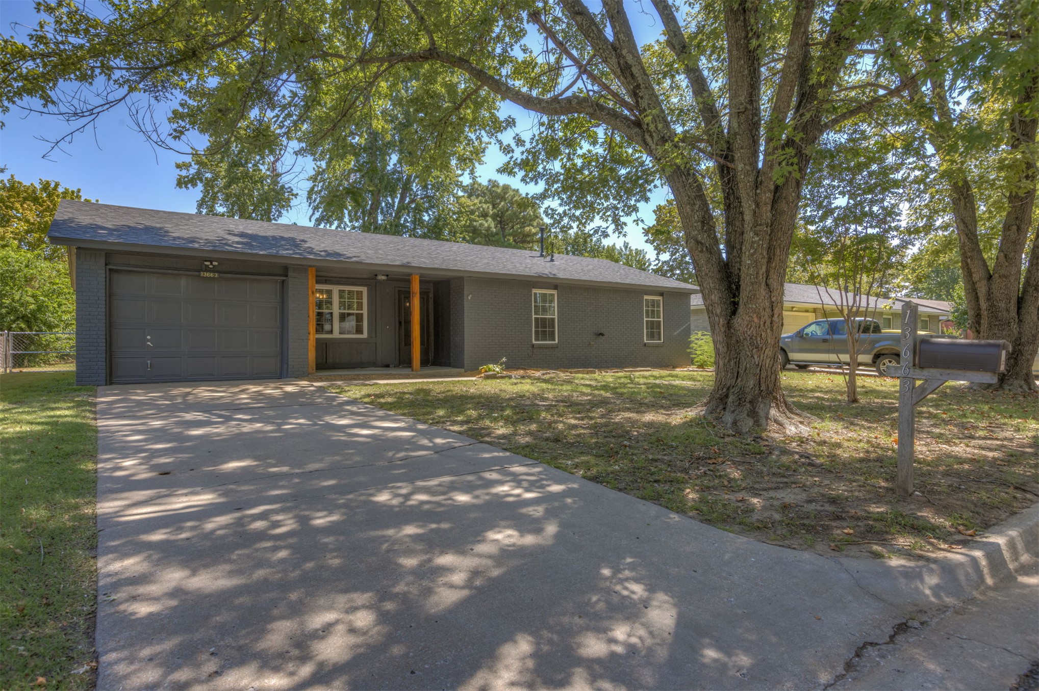 13663 S 286th East Avenue Property Photo 3