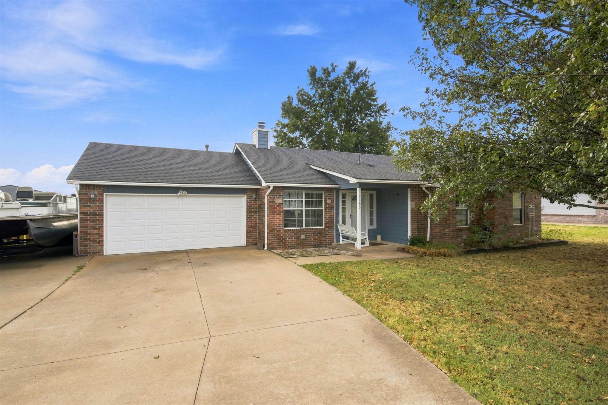 1105 S Hummingbird Lane Property Photo 1