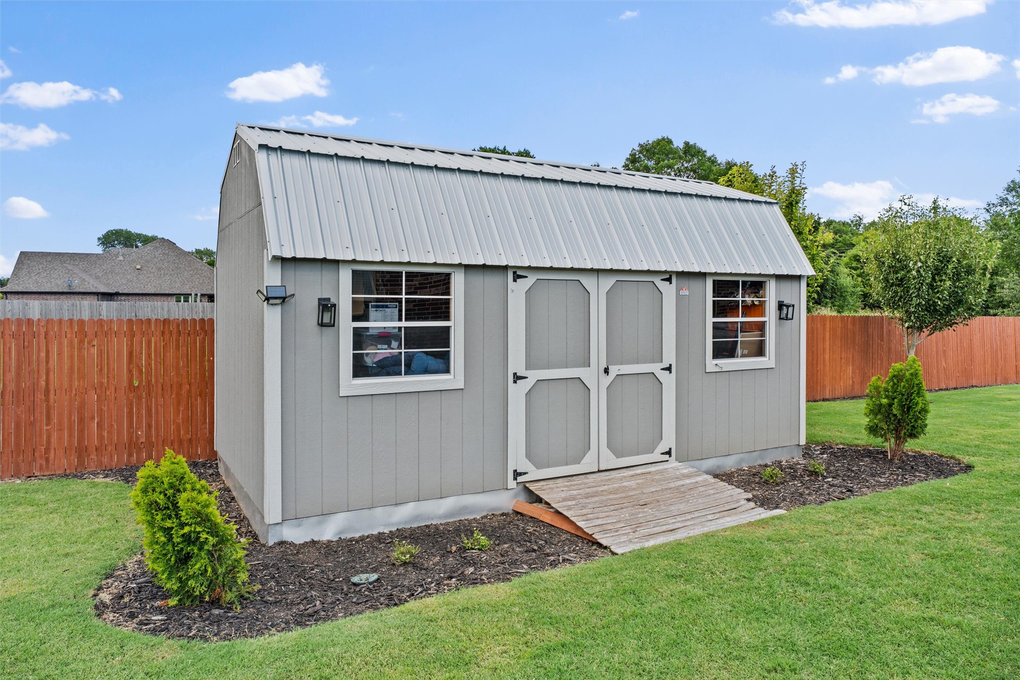 2108 Lester Avenue Property Photo 41