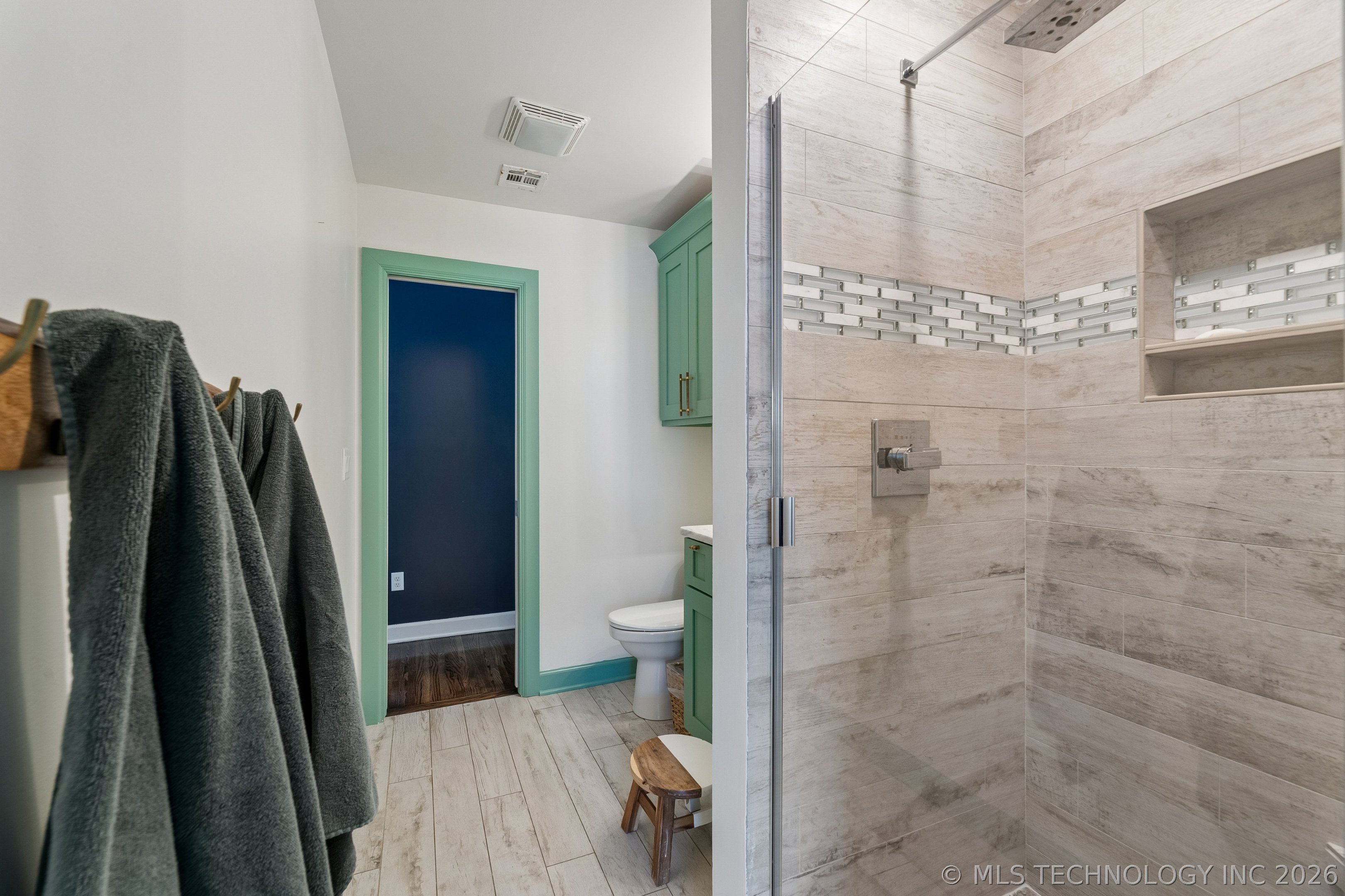 3325 S Troost Avenue Property Photo 24