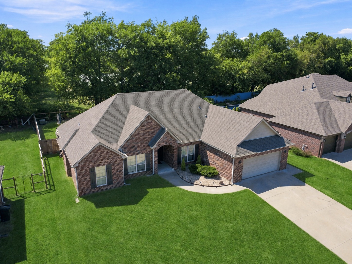8335 Overlook Trail