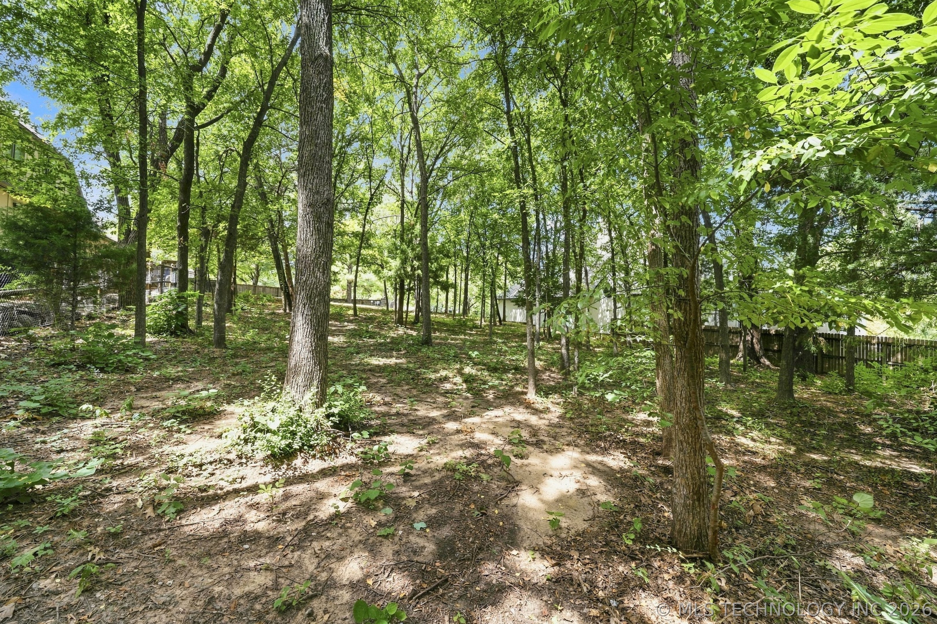 8301 S Urbana Avenue Property Photo 10