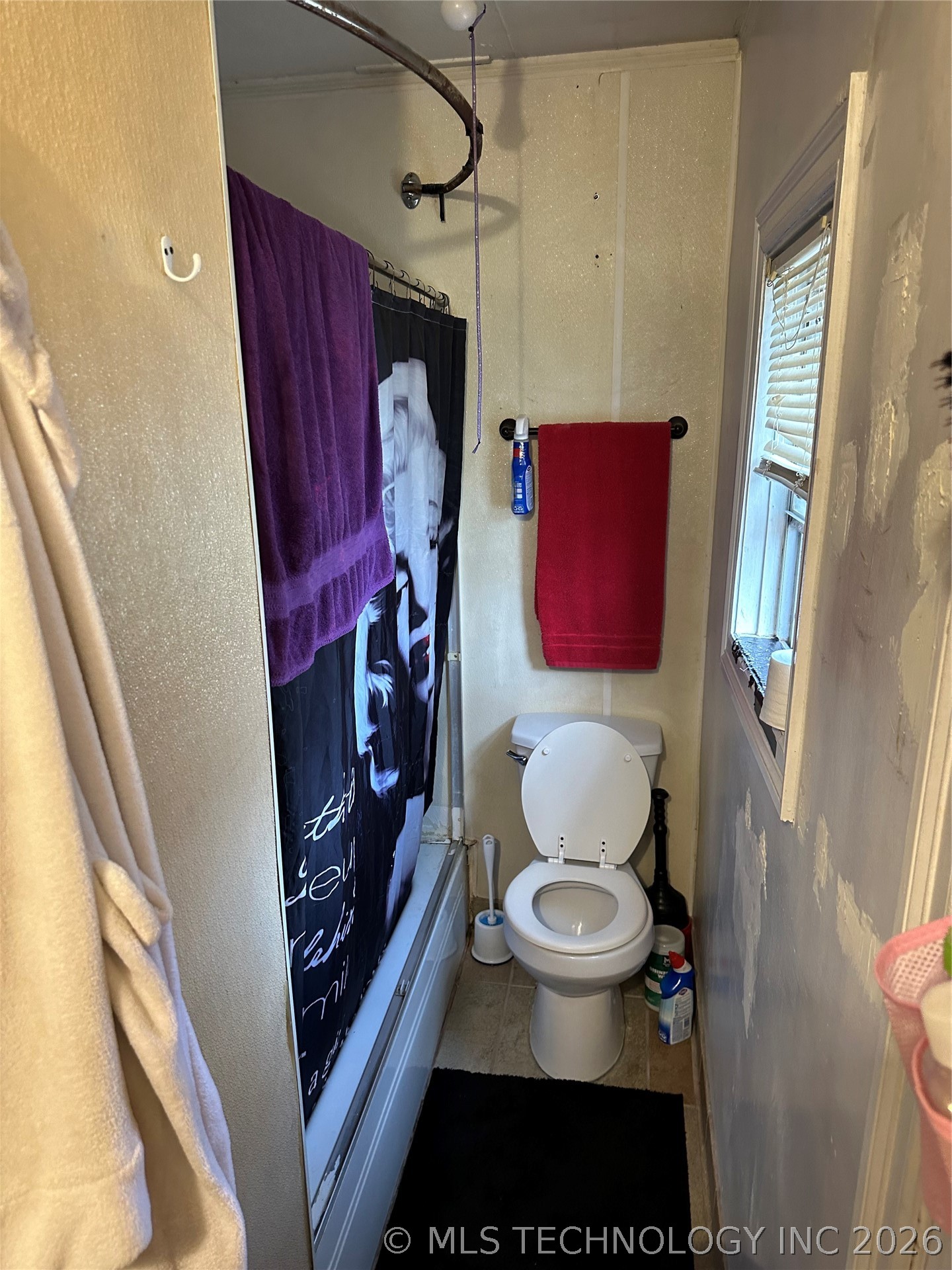 6621 N Peoria Avenue Property Photo 9