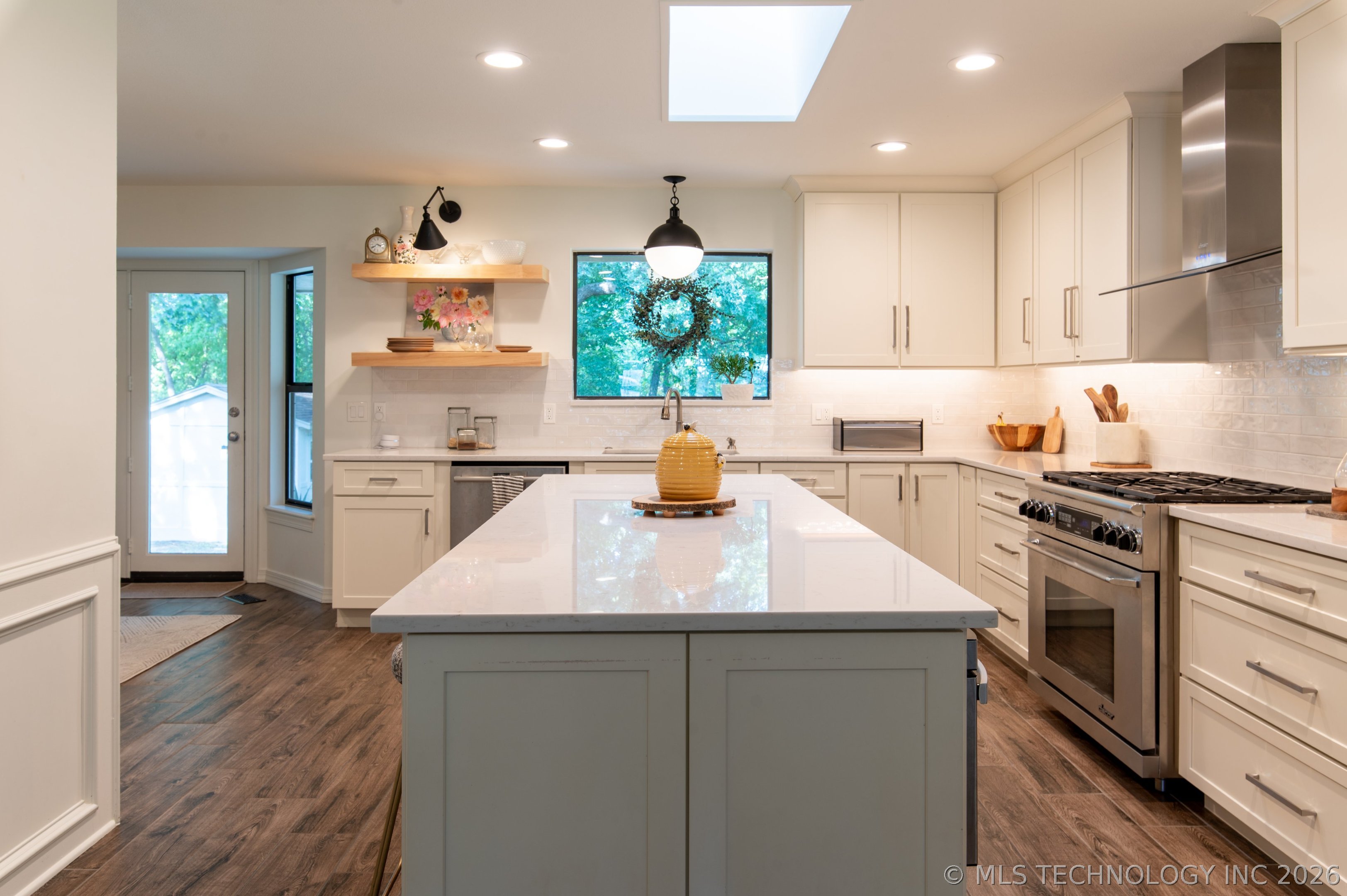 12315 S Skyline Drive Property Photo 6