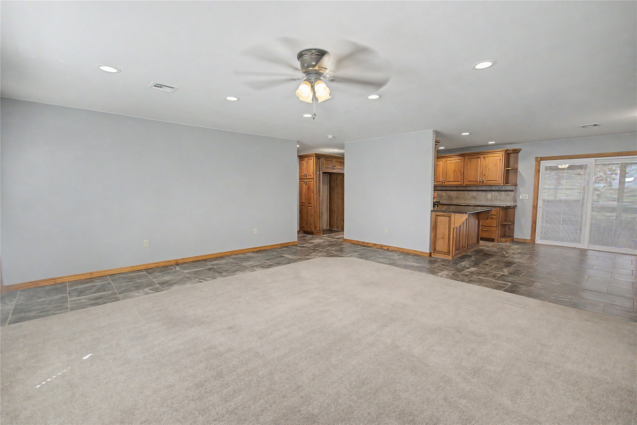 4930 S 71st Street E Property Photo 9