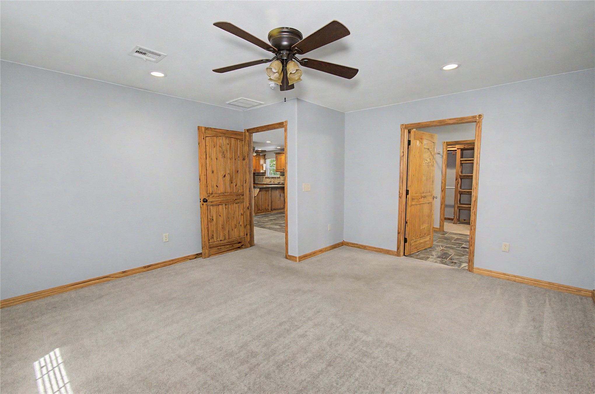4930 S 71st Street E Property Photo 18