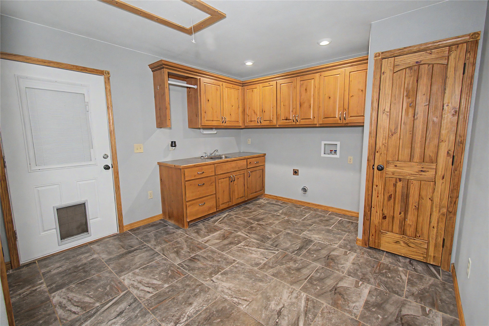 4930 S 71st Street E Property Photo 28
