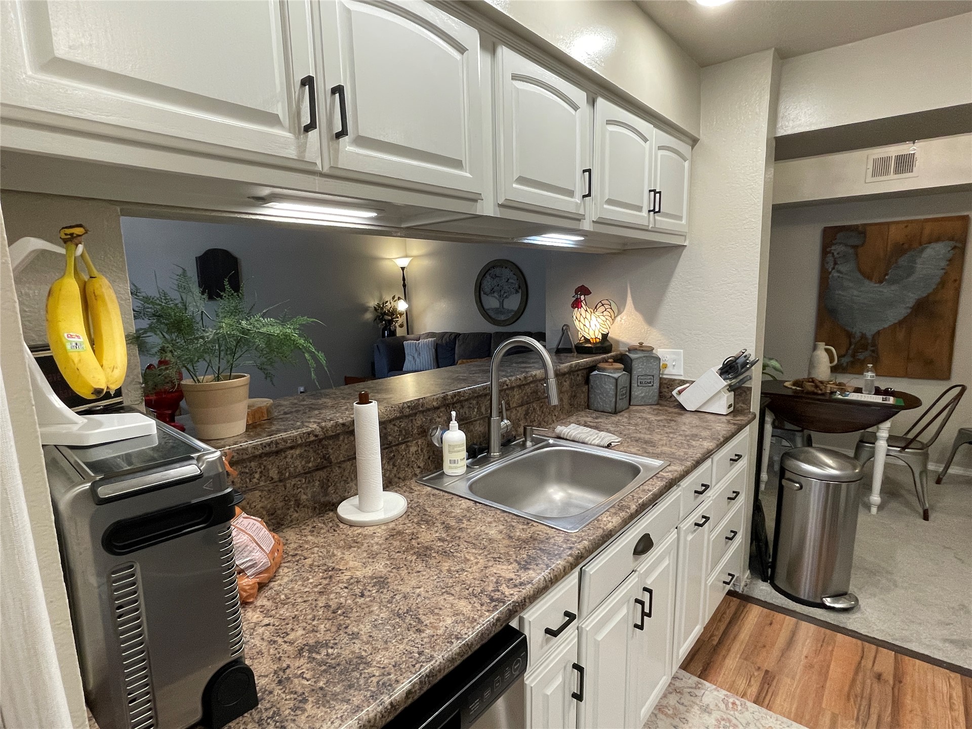 6510 S Memorial Drive 17d Property Photo 9