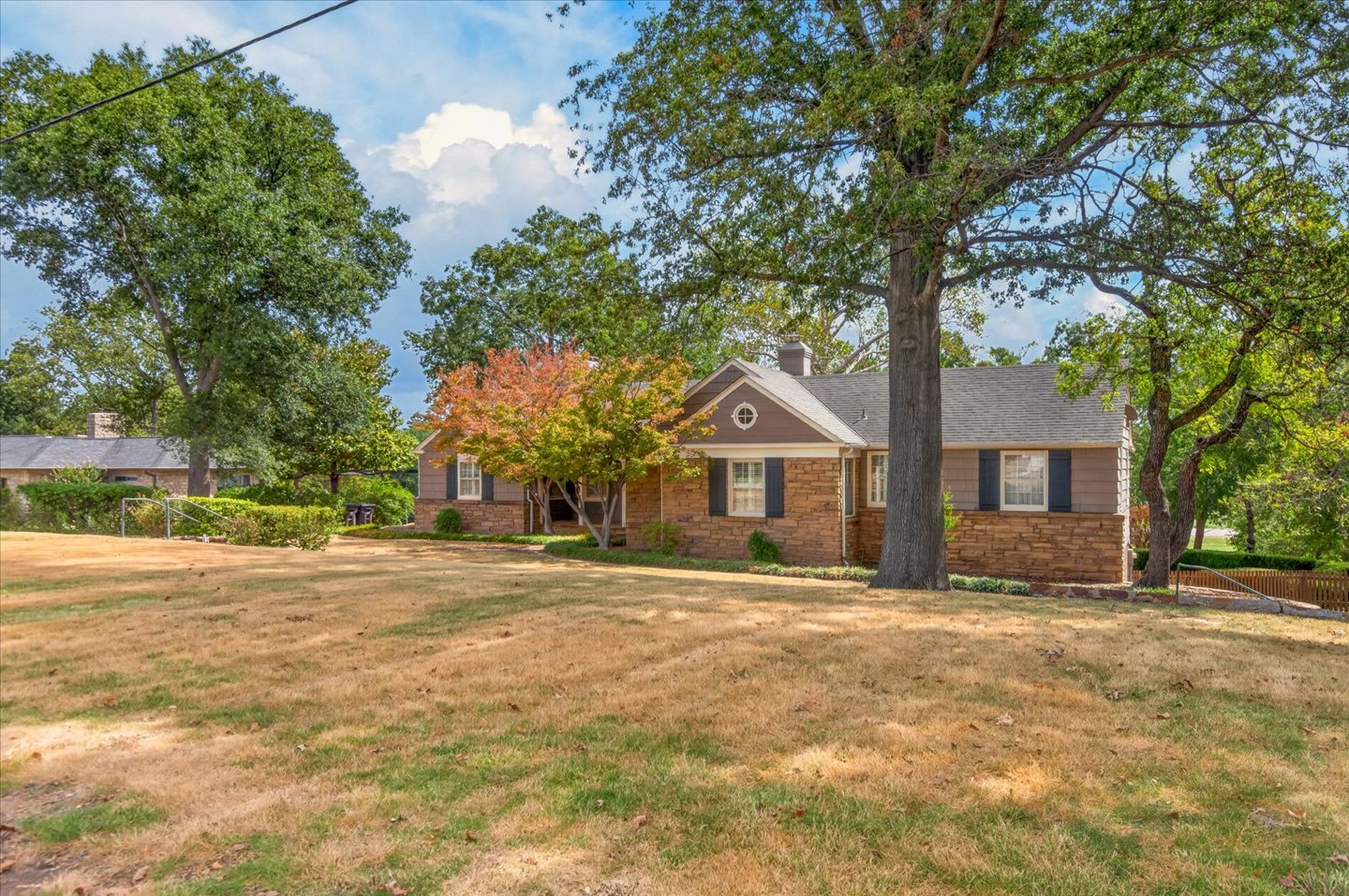 1930 Southview Avenue Property Photo 2