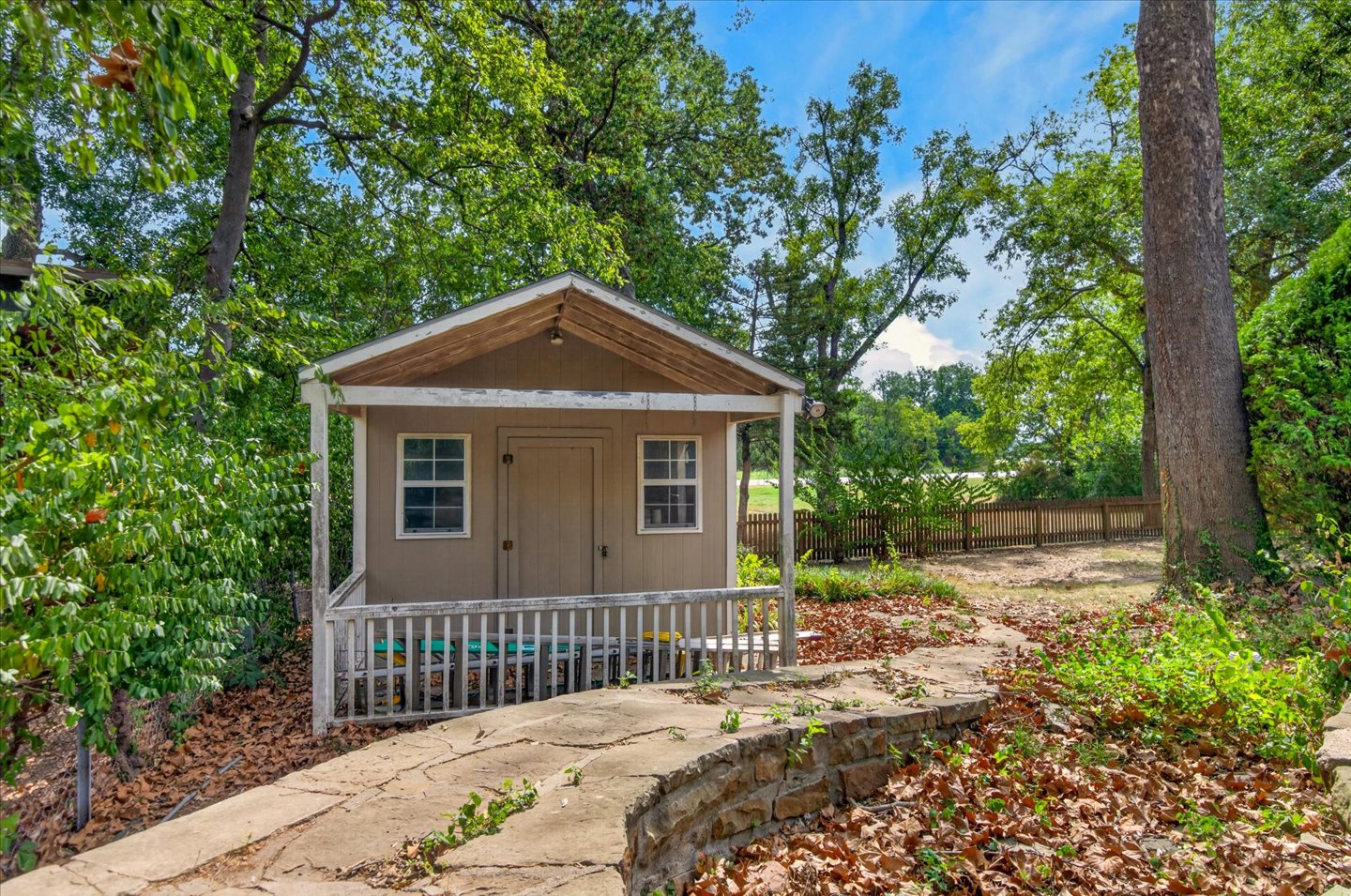 1930 Southview Avenue Property Photo 49