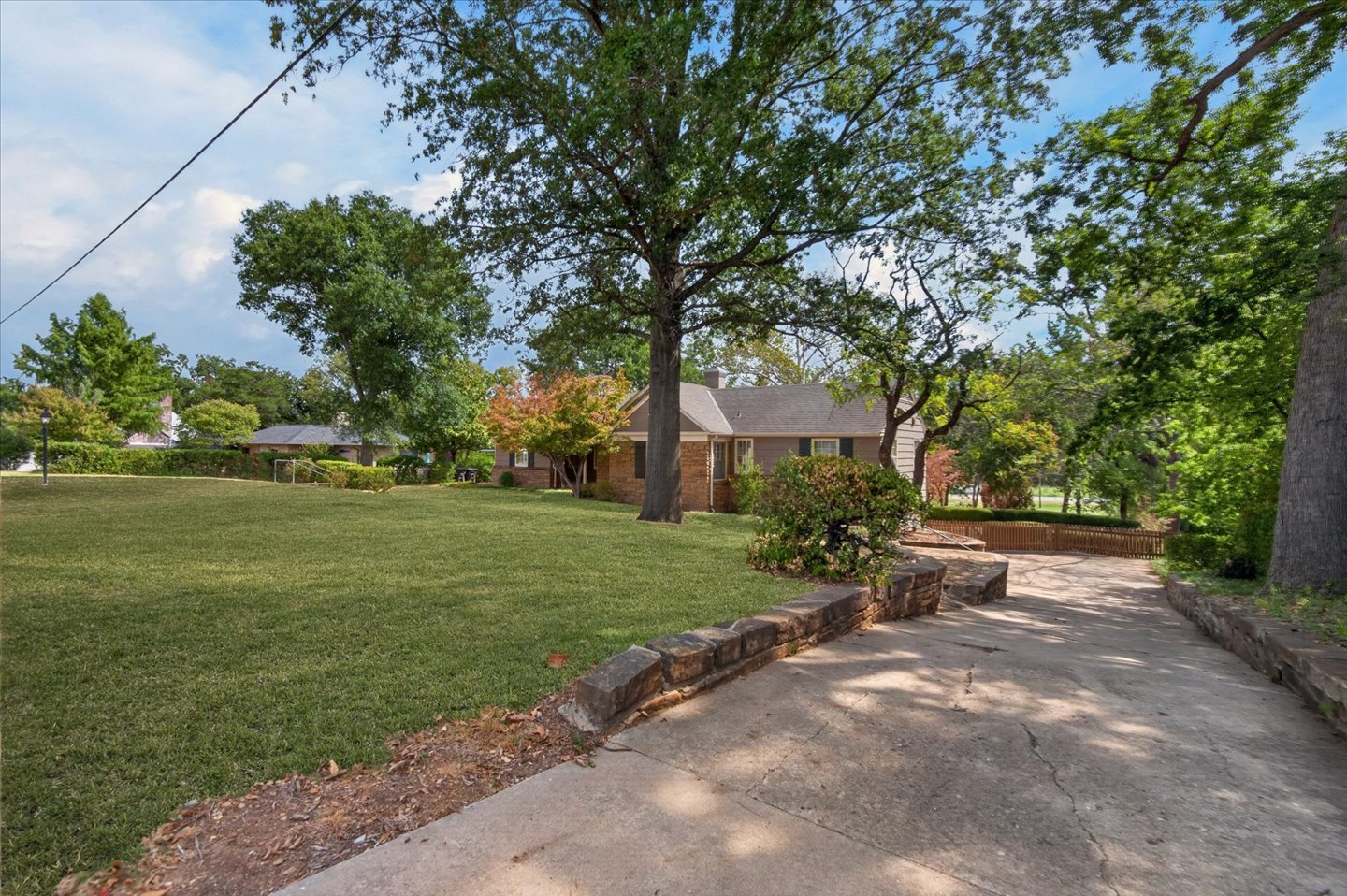 1930 Southview Avenue Property Photo 57