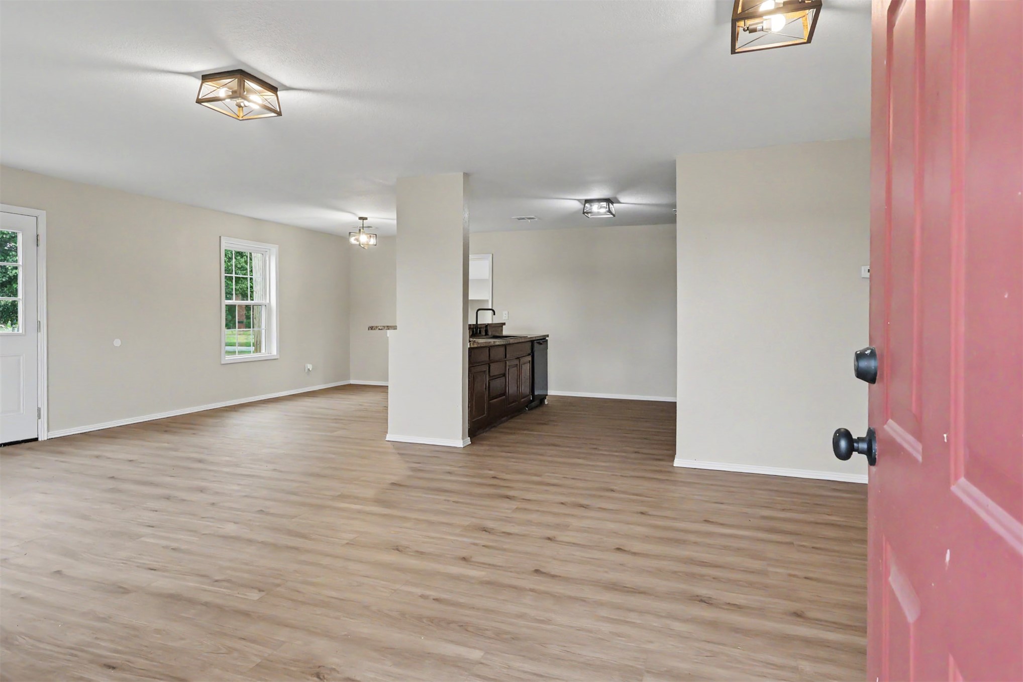 1915 S Lenapah Avenue Property Photo 9