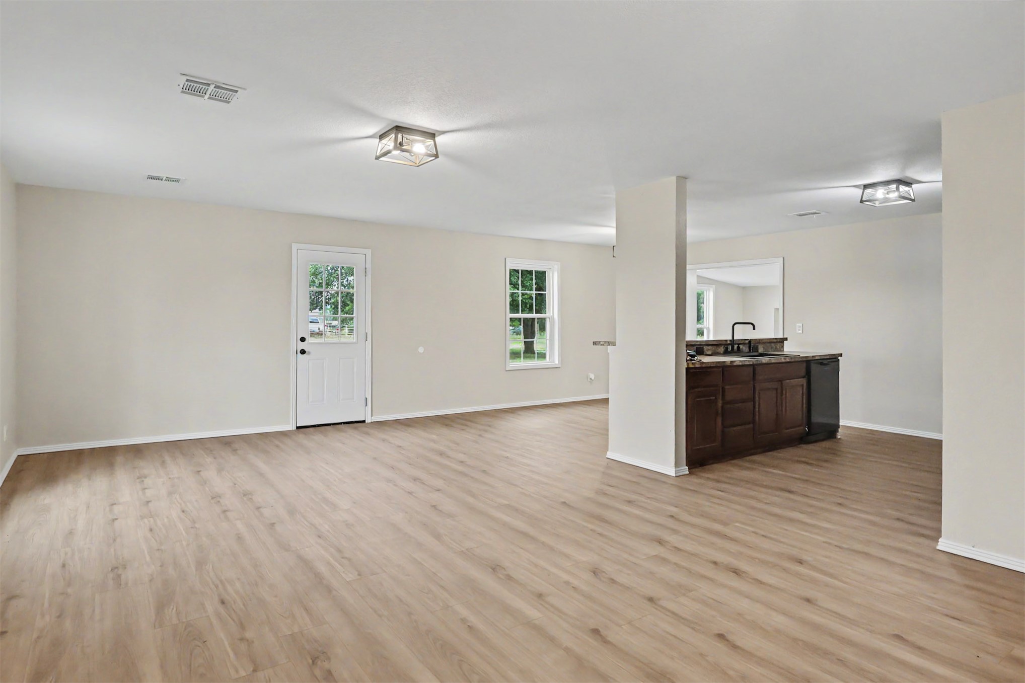 1915 S Lenapah Avenue Property Photo 10