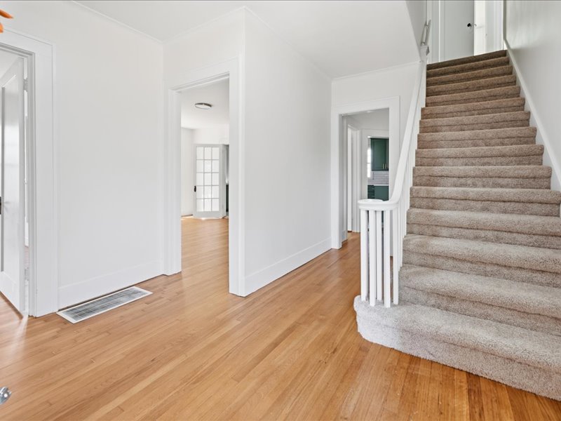 2402 Boston Property Photo 3