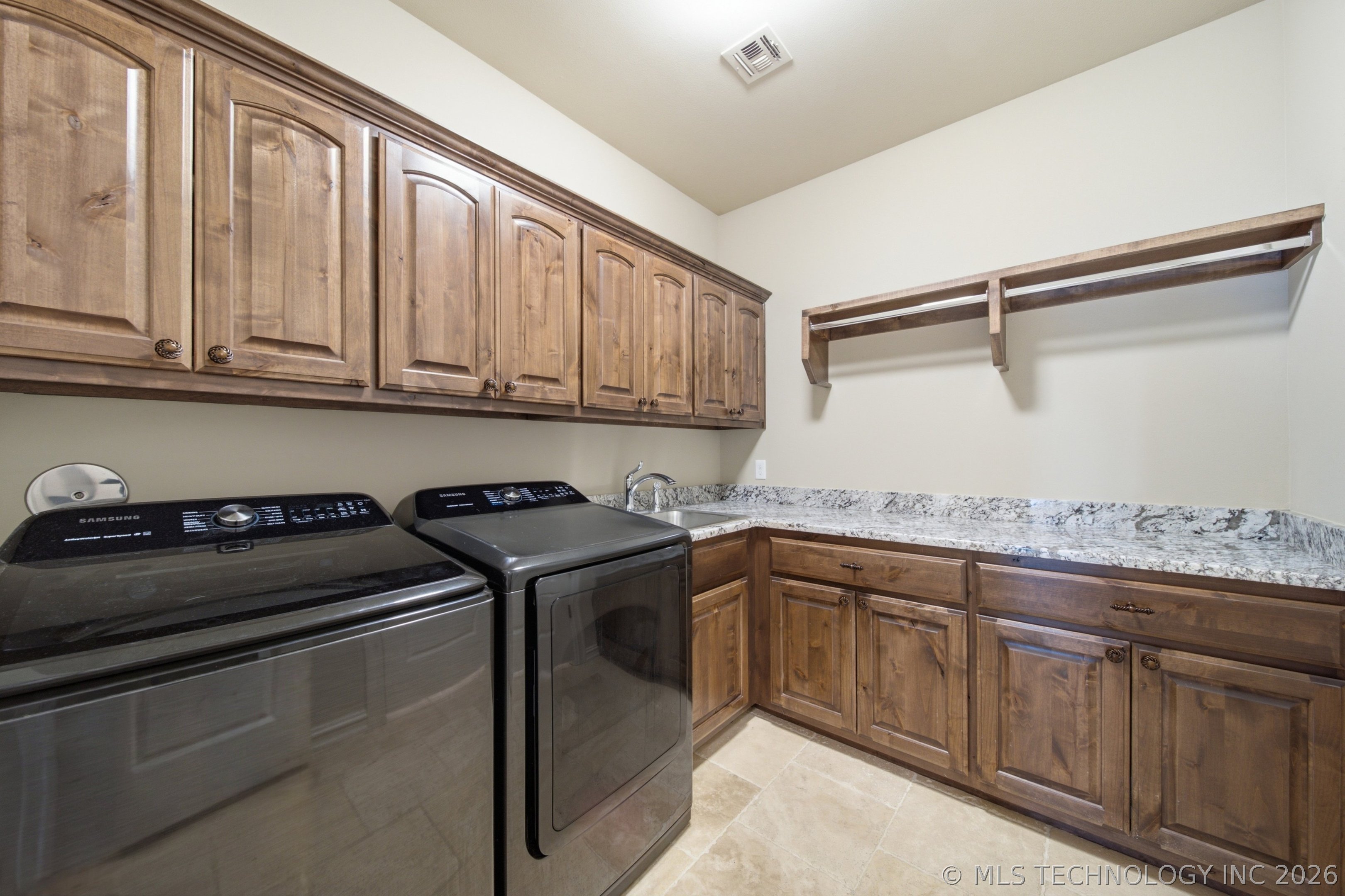 3624 E 115th Place S Property Photo 35
