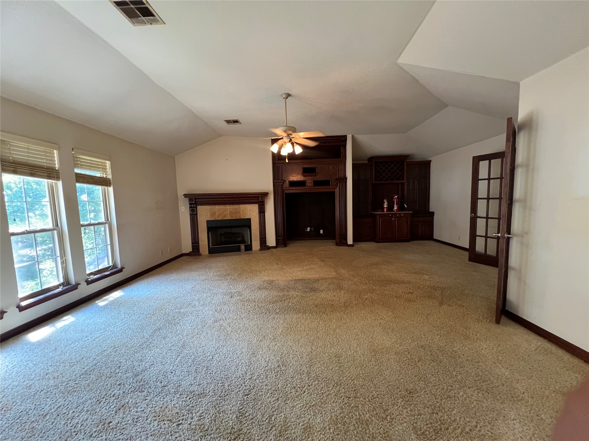 7826 E 100th Street Property Photo 9