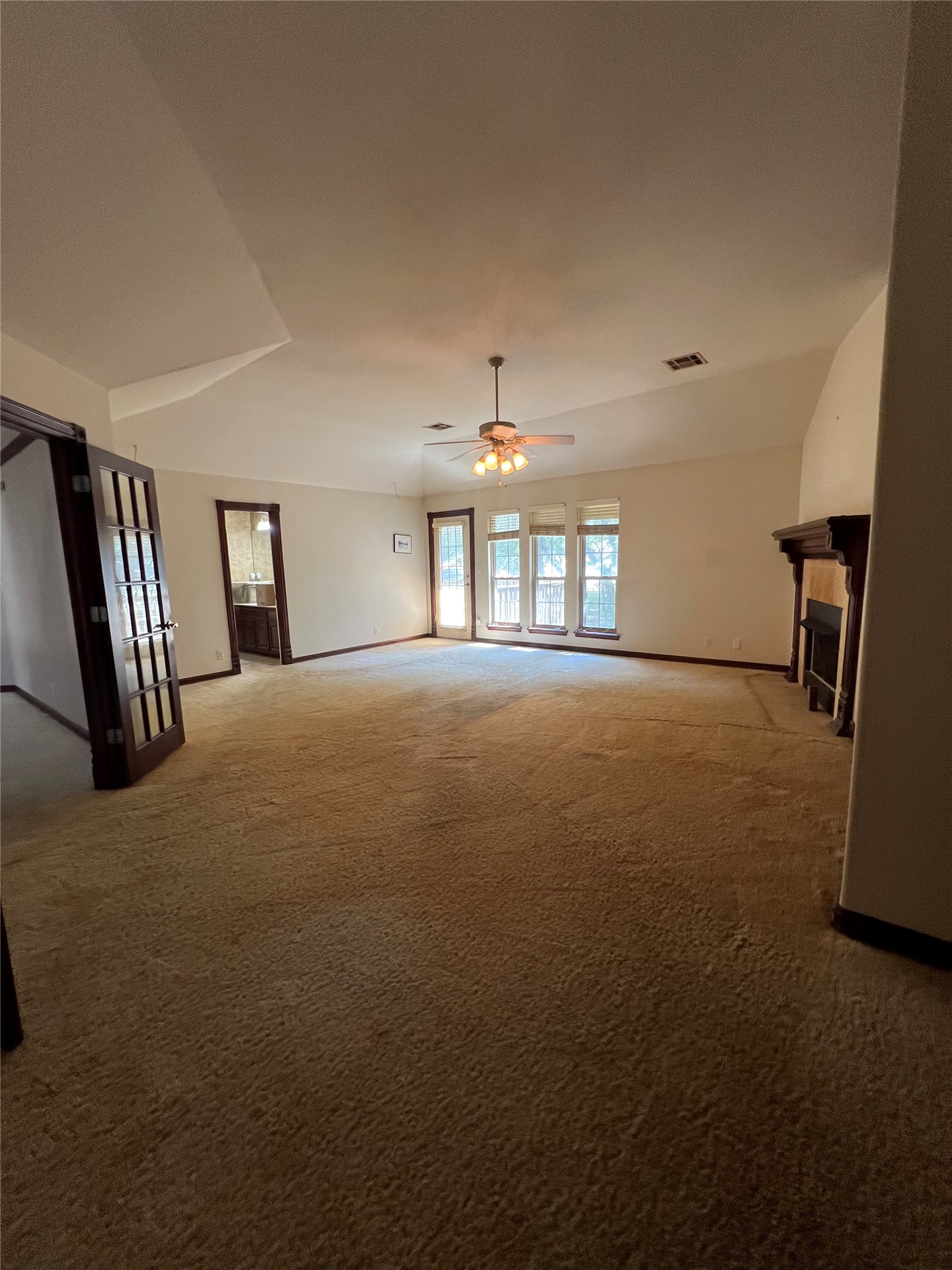 7826 E 100th Street Property Photo 10