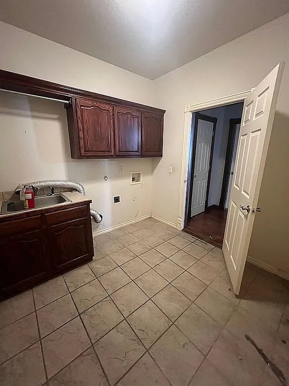 7826 E 100th Street Property Photo 24