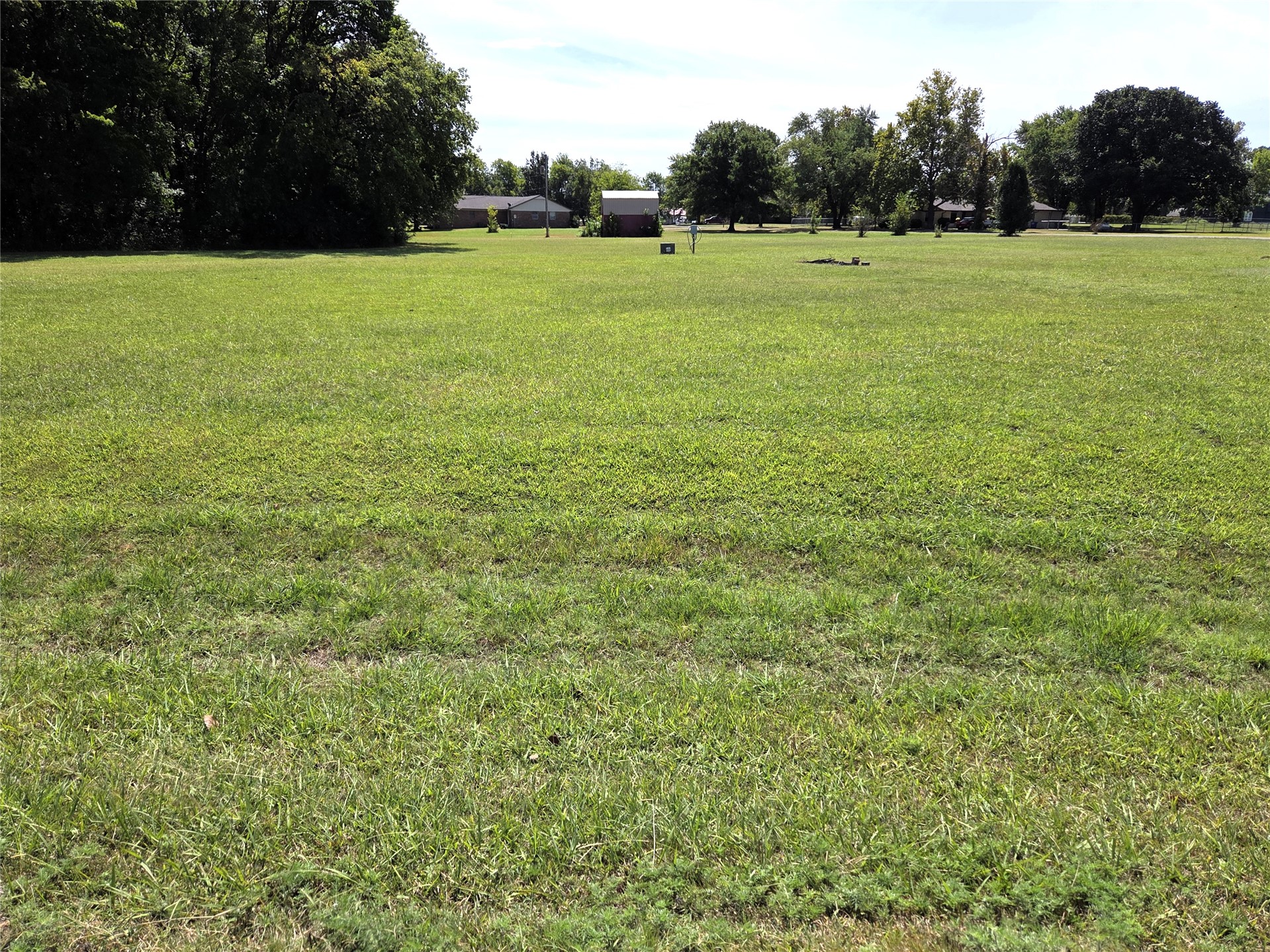 318 Sycamore Property Photo 1