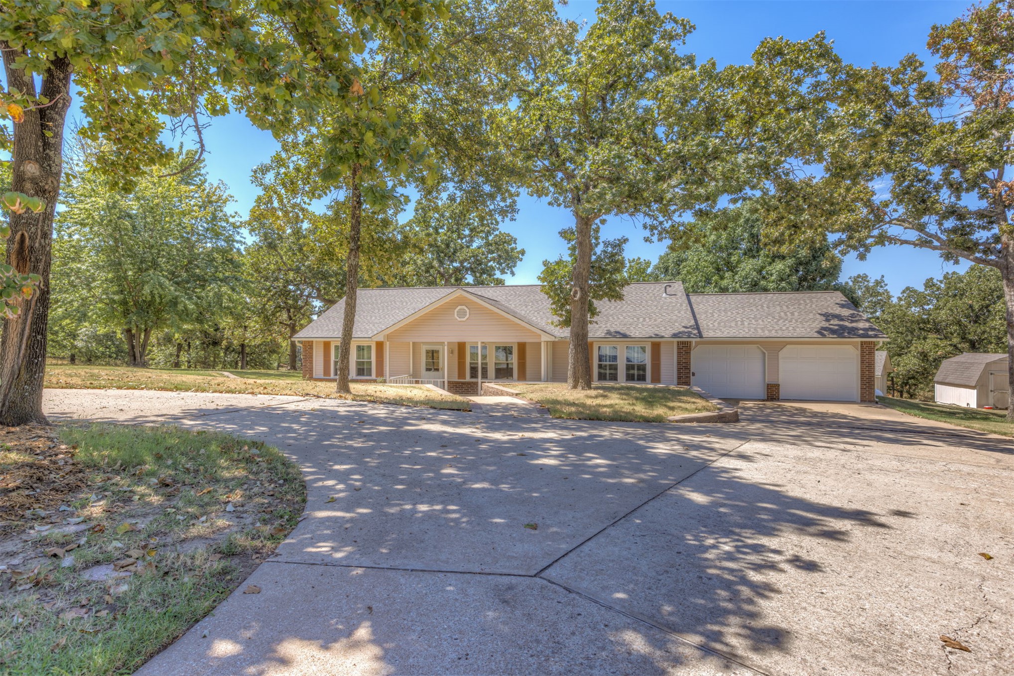 16820 Ranch Land Road Property Photo 1