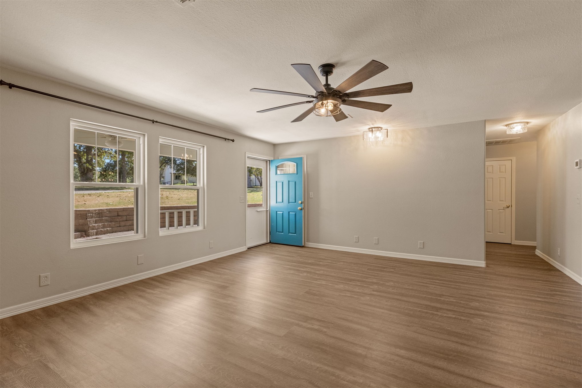 16820 Ranch Land Road Property Photo 6