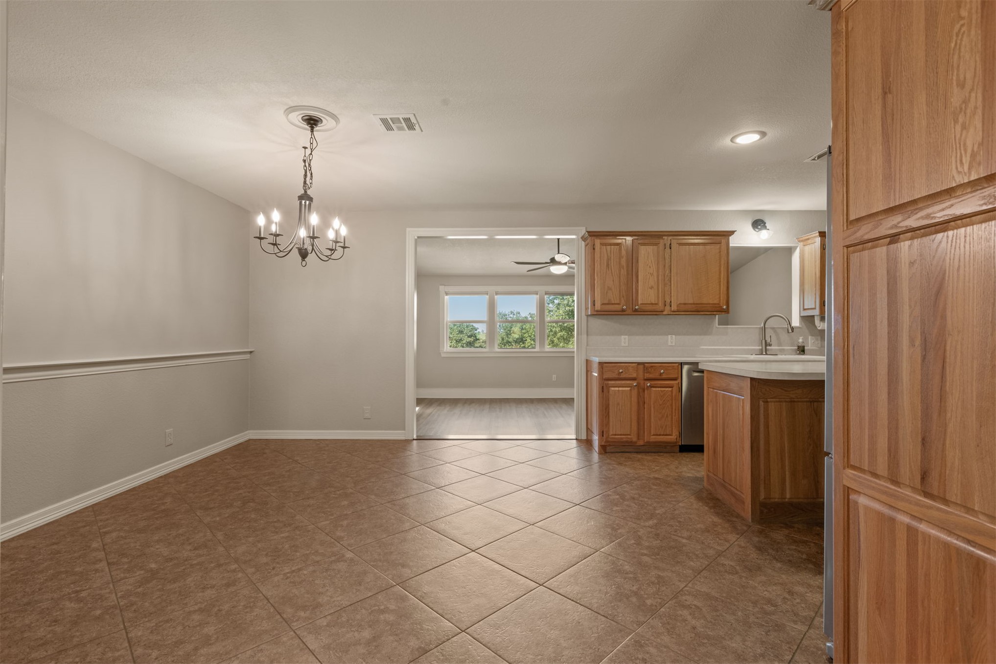 16820 Ranch Land Road Property Photo 8