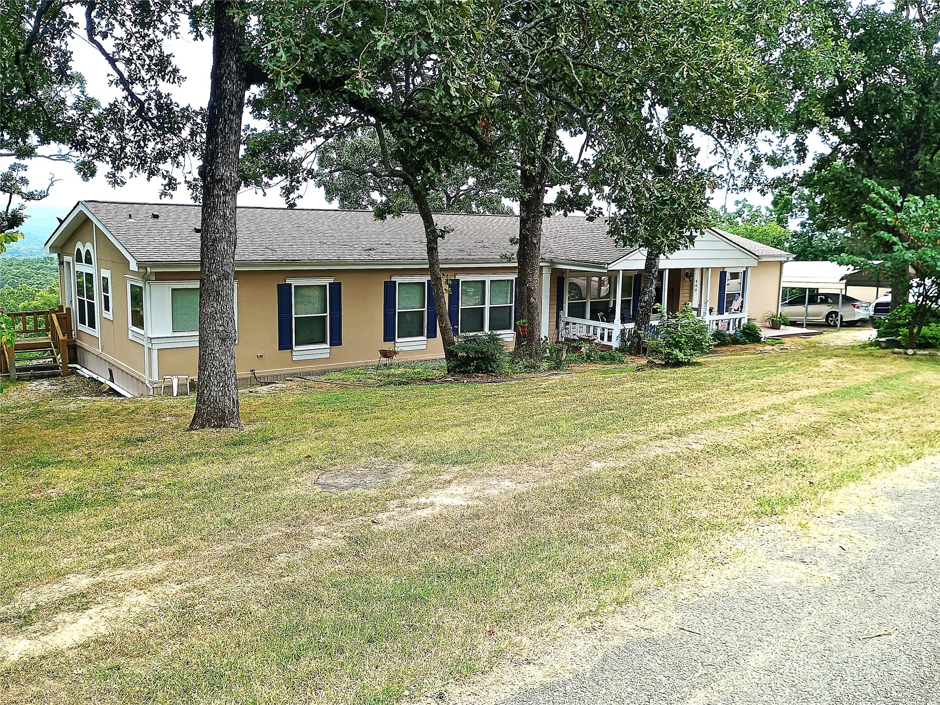 400 Dogwood Street Property Photo 2
