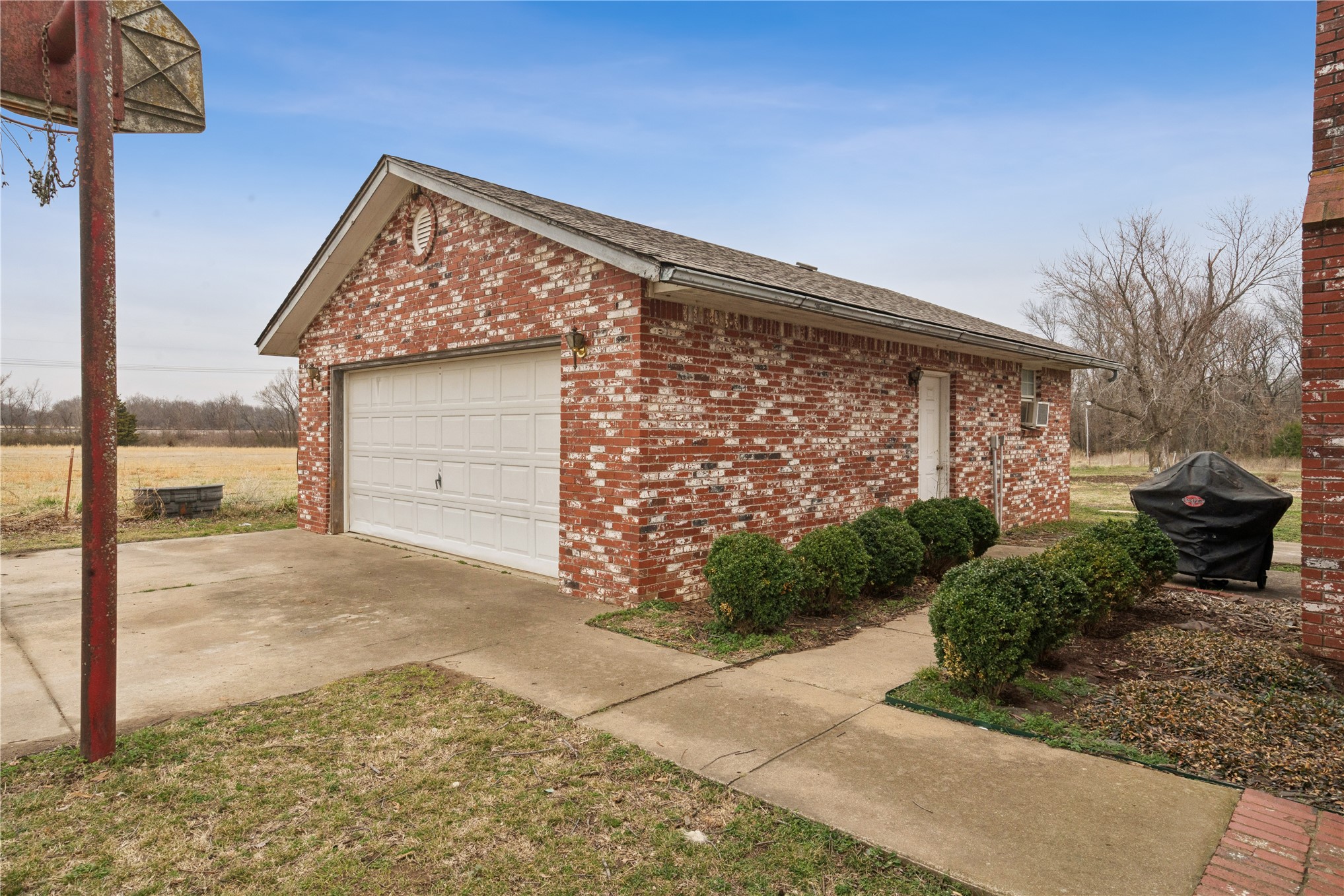 33619 S 4200 Road Property Photo 24