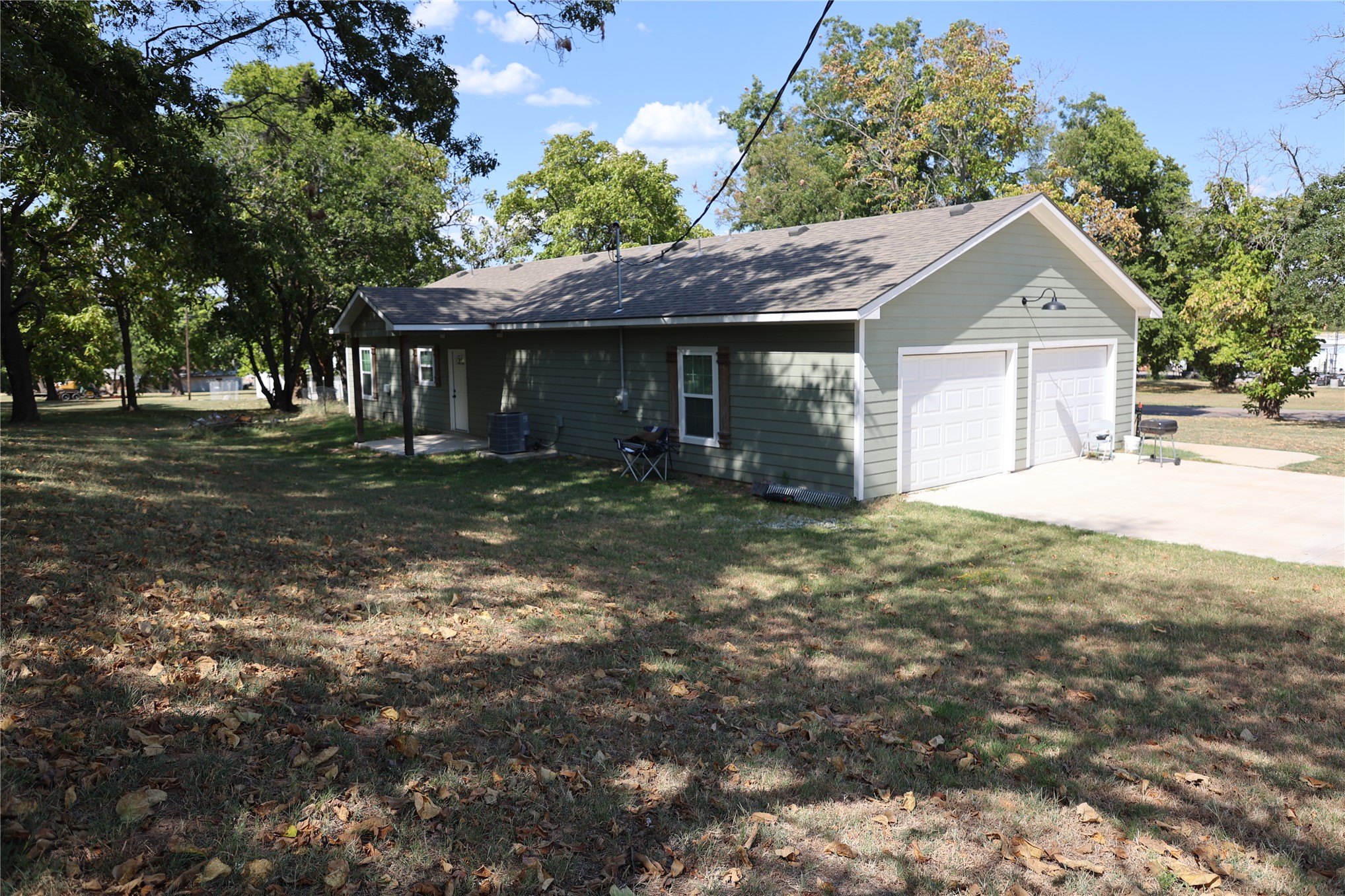 231 S Meadors Avenue Property Photo 6