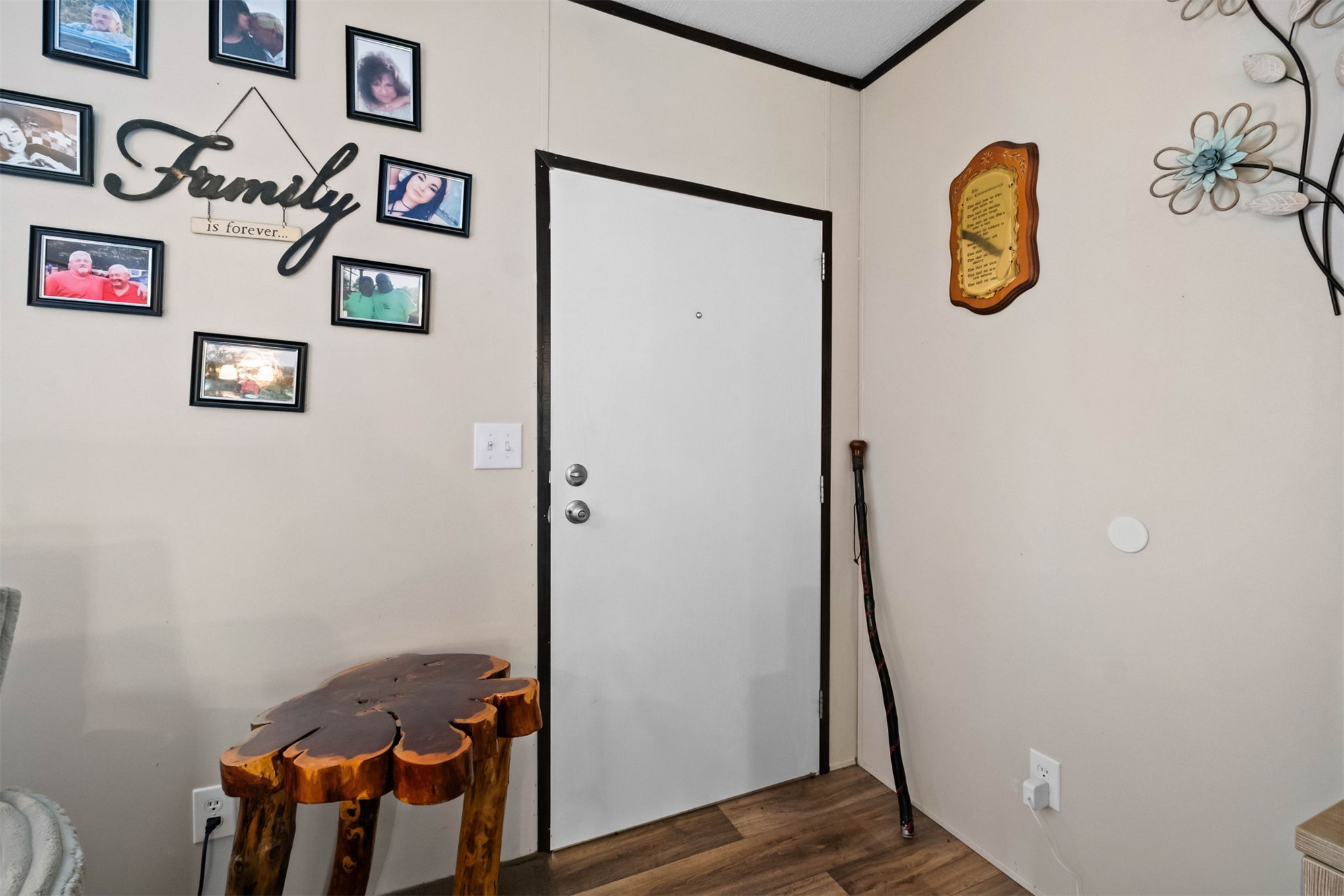 57443 667 Property Photo 10