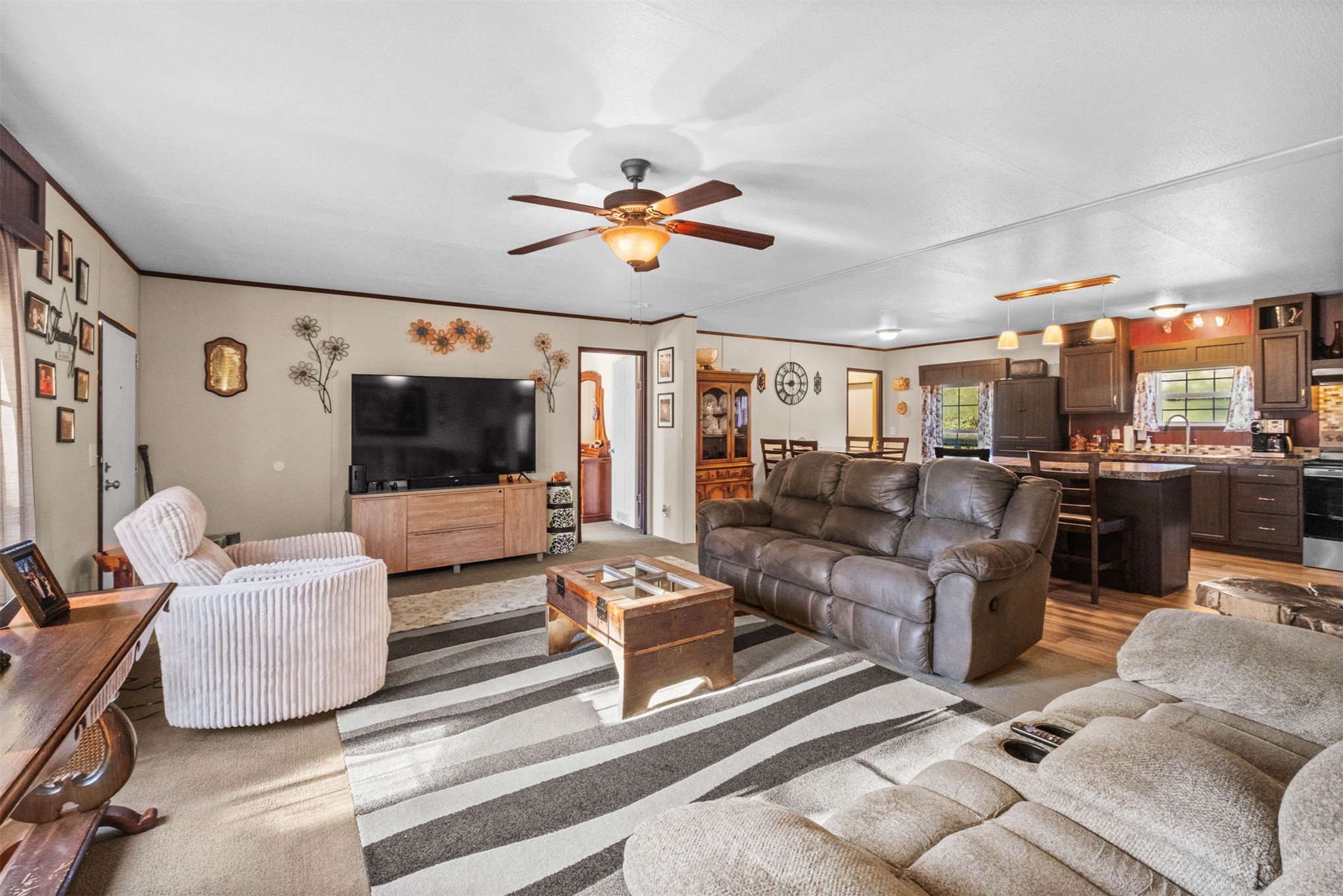 57443 667 Property Photo 13