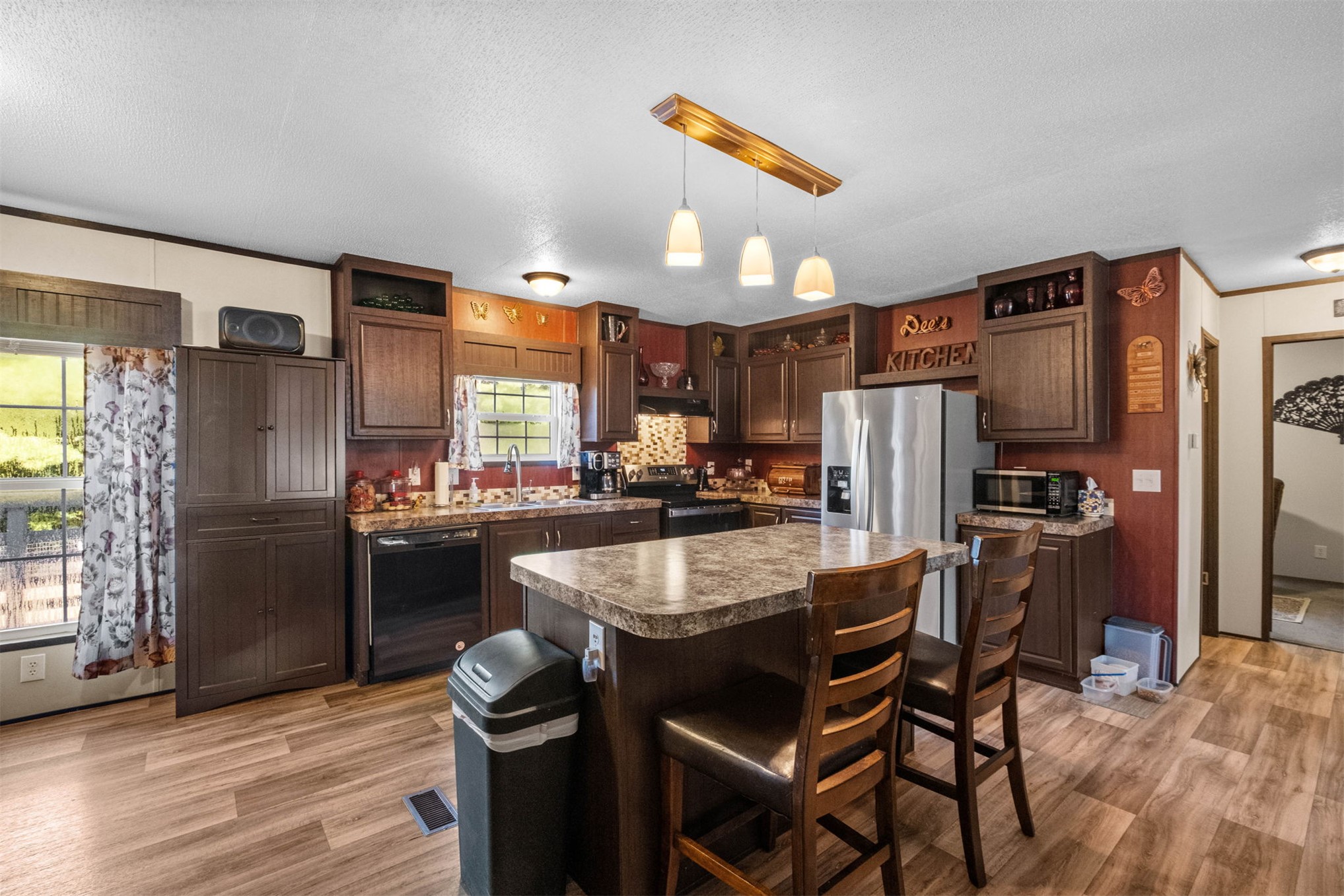 57443 667 Property Photo 15