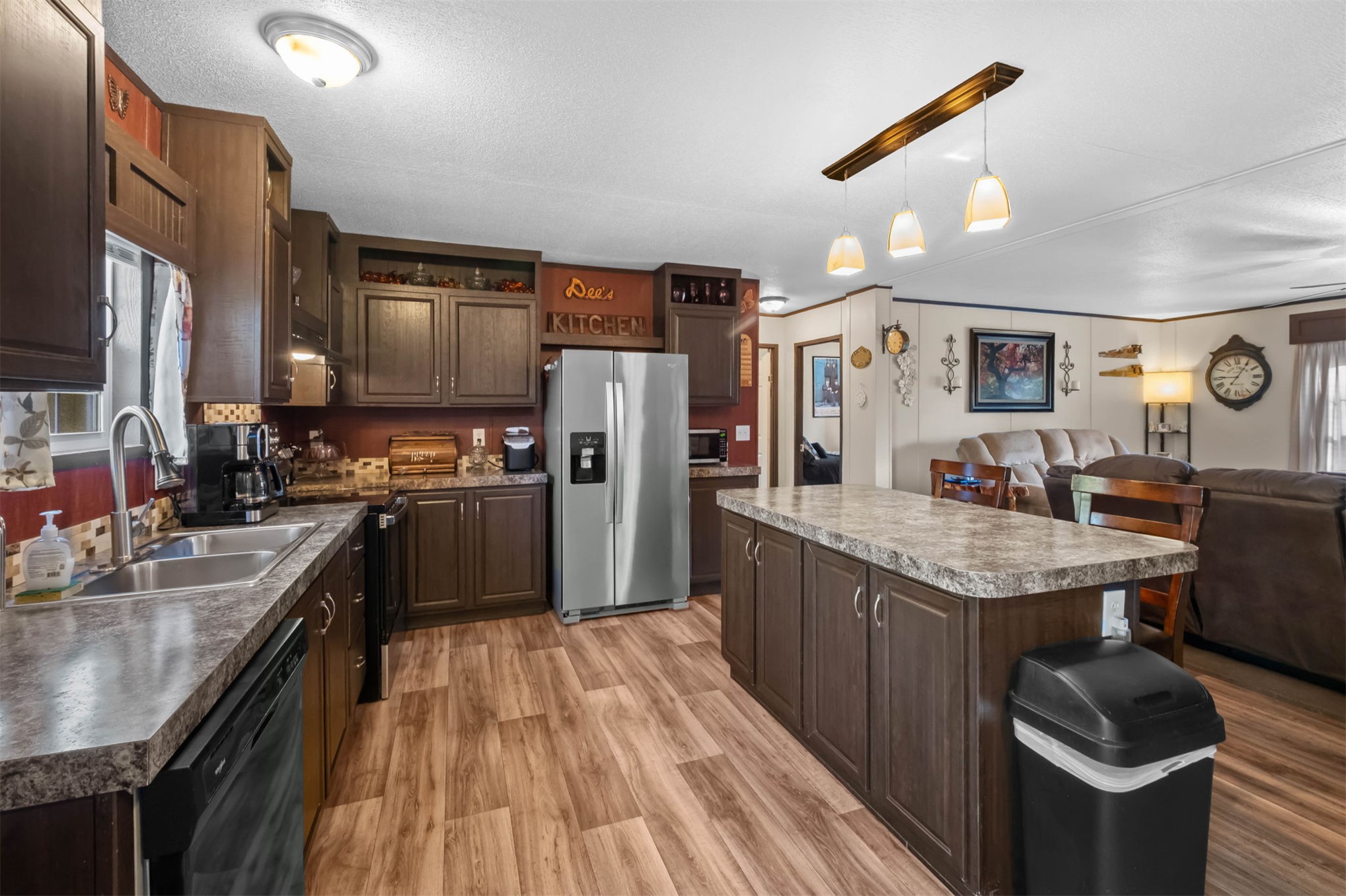 57443 667 Property Photo 16