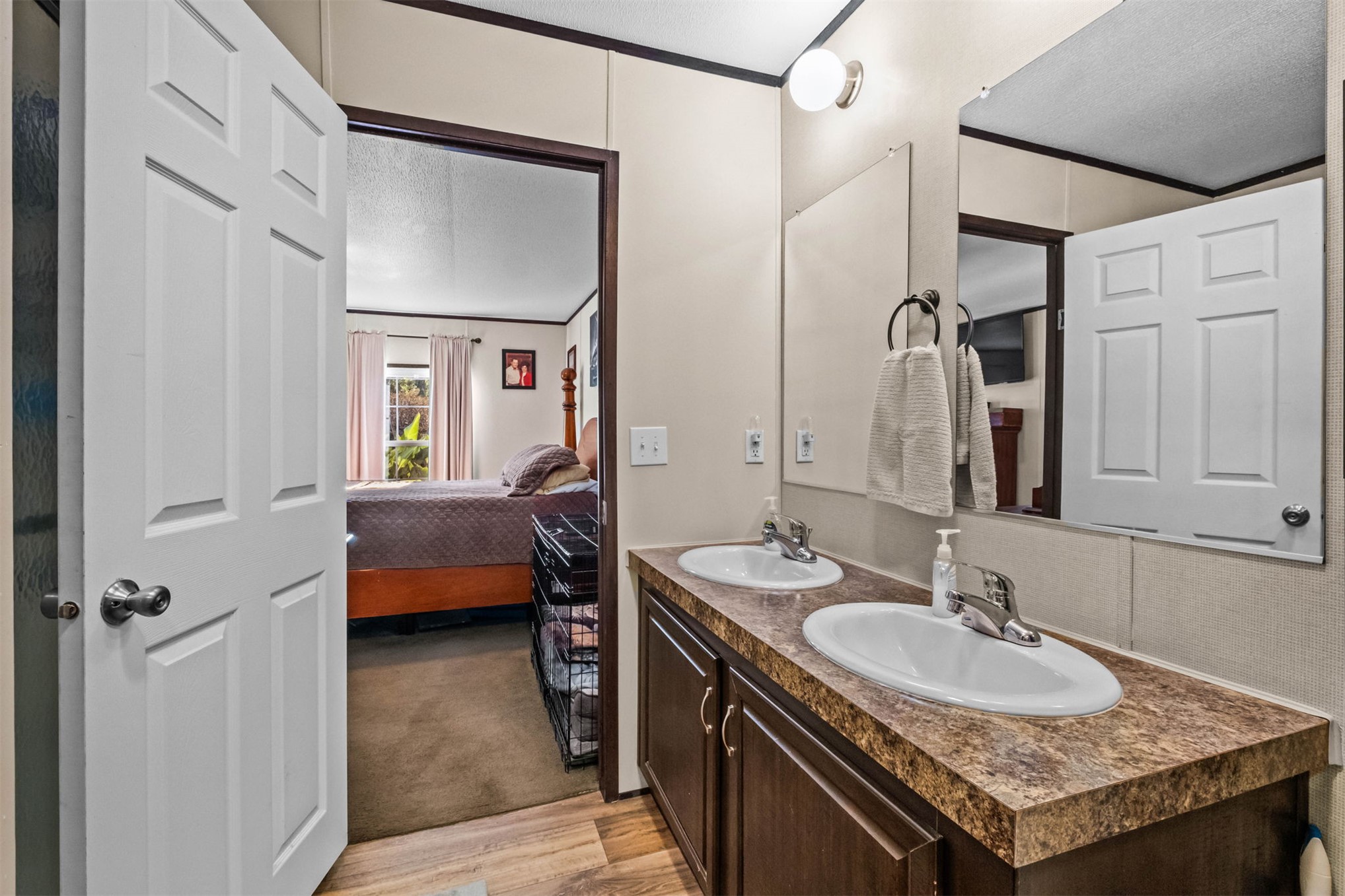 57443 667 Property Photo 23