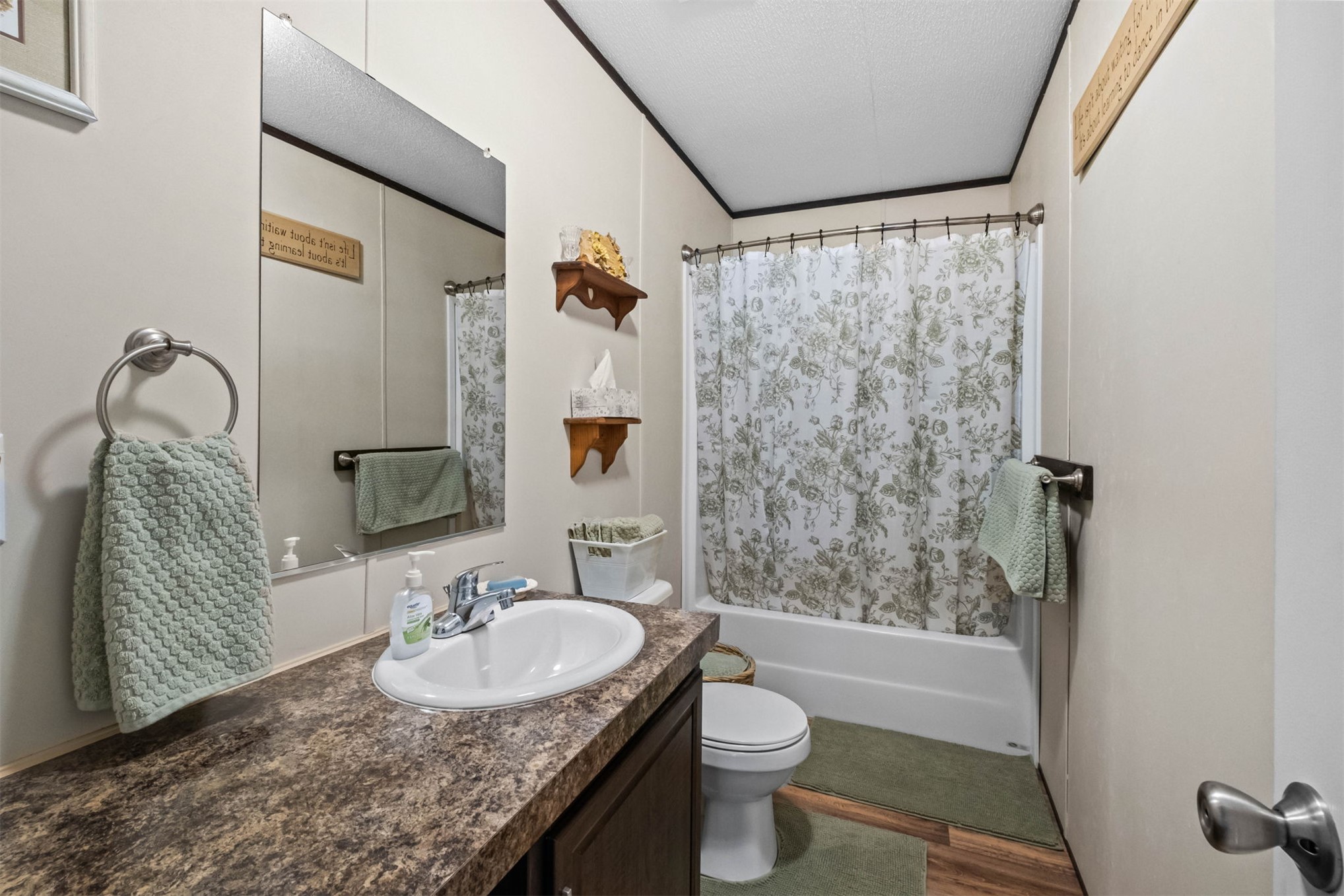 57443 667 Property Photo 27