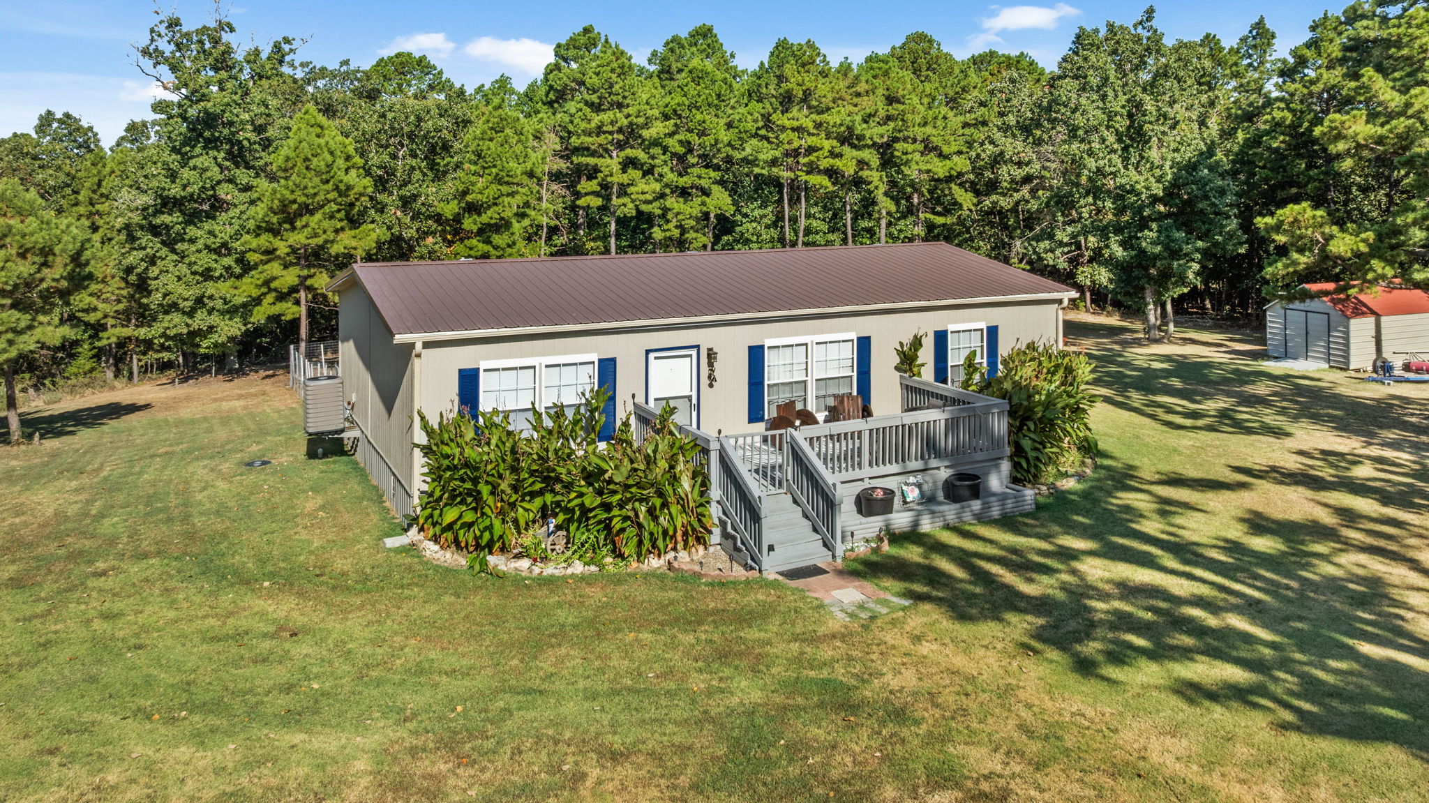 57443 667 Property Photo 35
