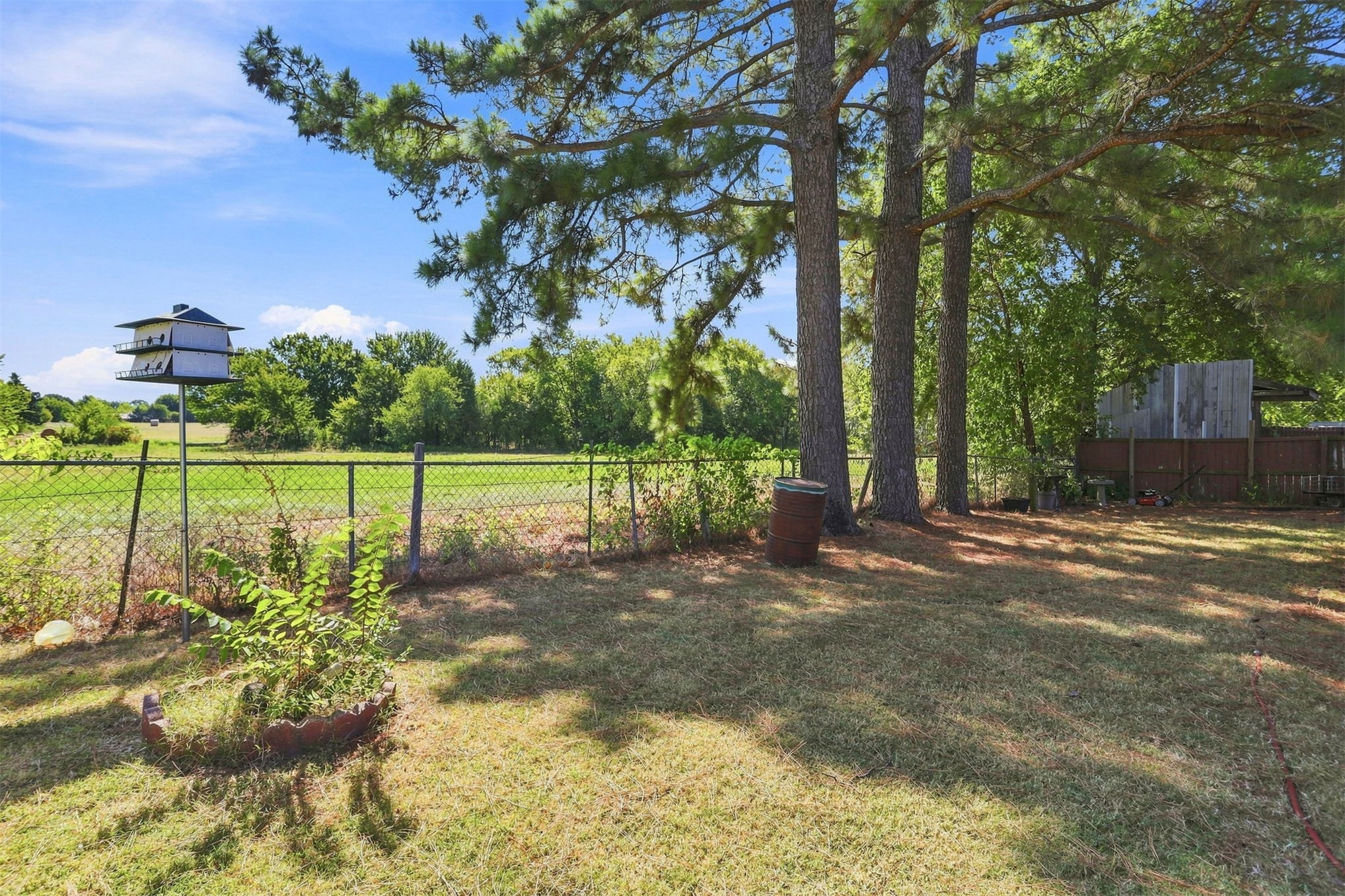 208 W Umstead Property Photo 24