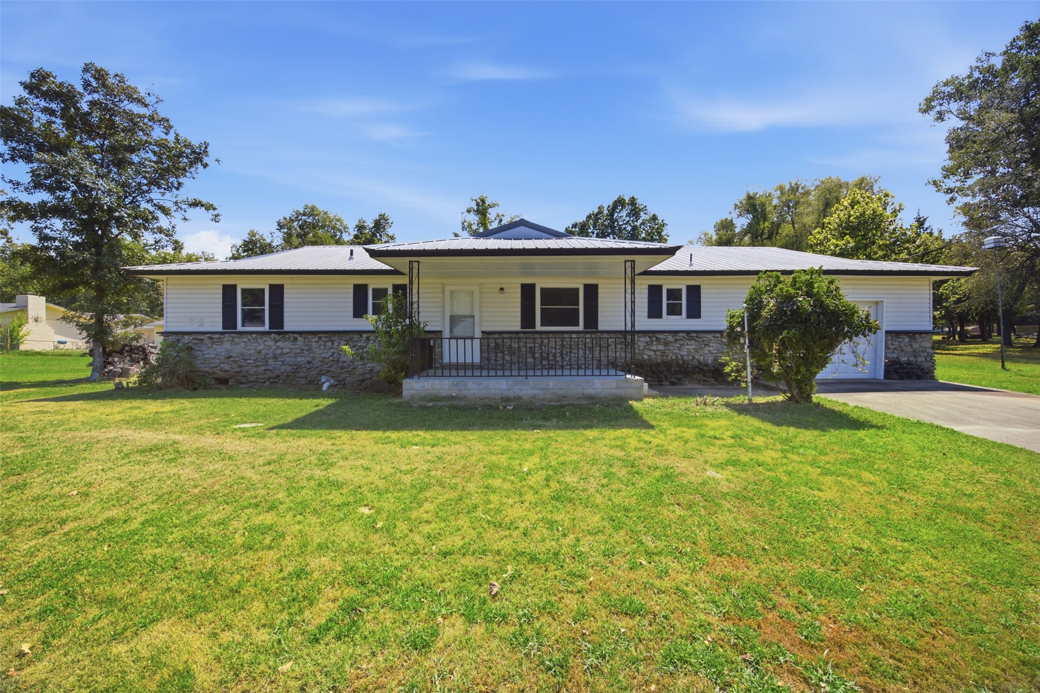 421364 E 1164 Road Property Photo 1