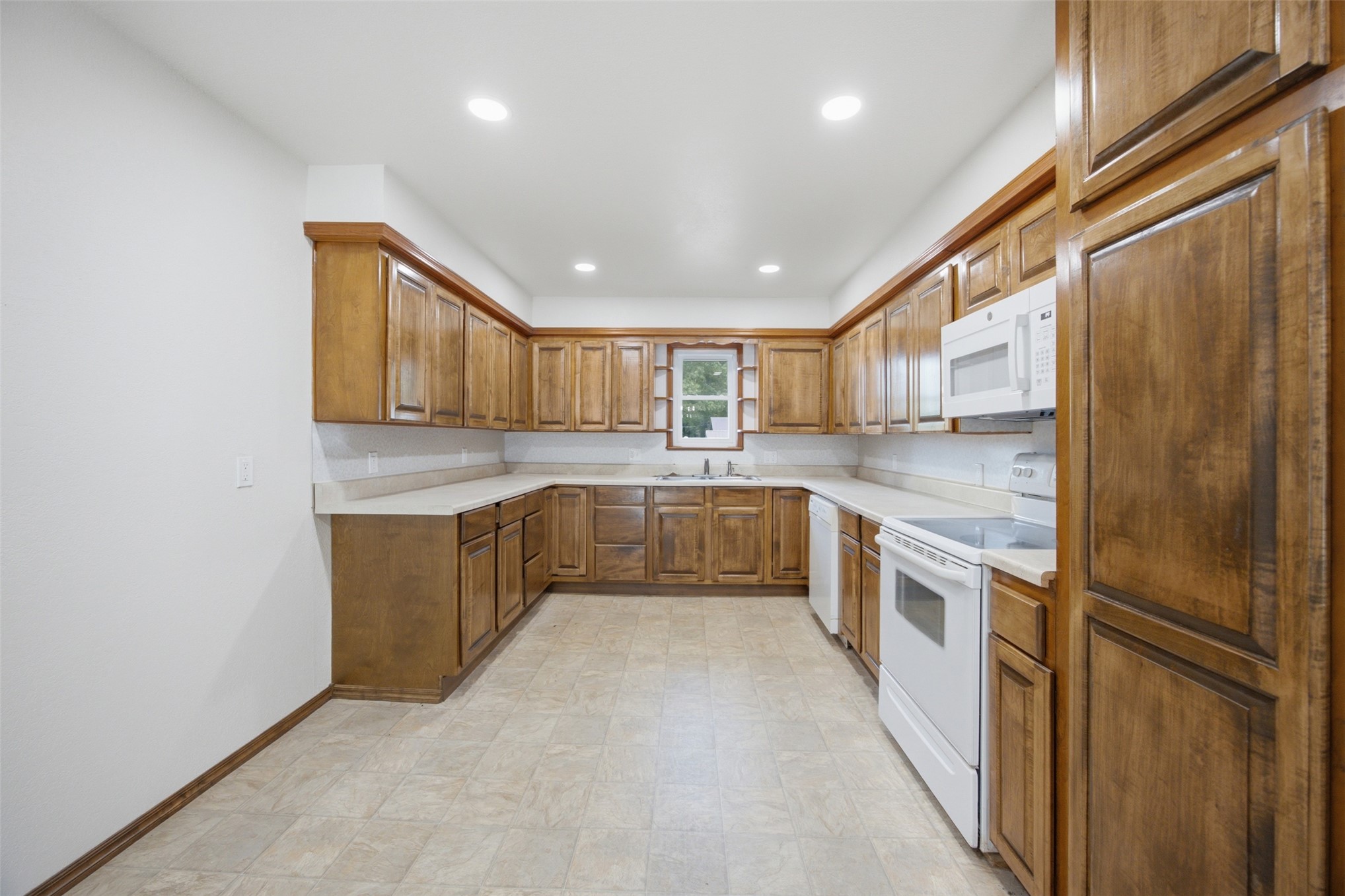 421364 E 1164 Road Property Photo 14