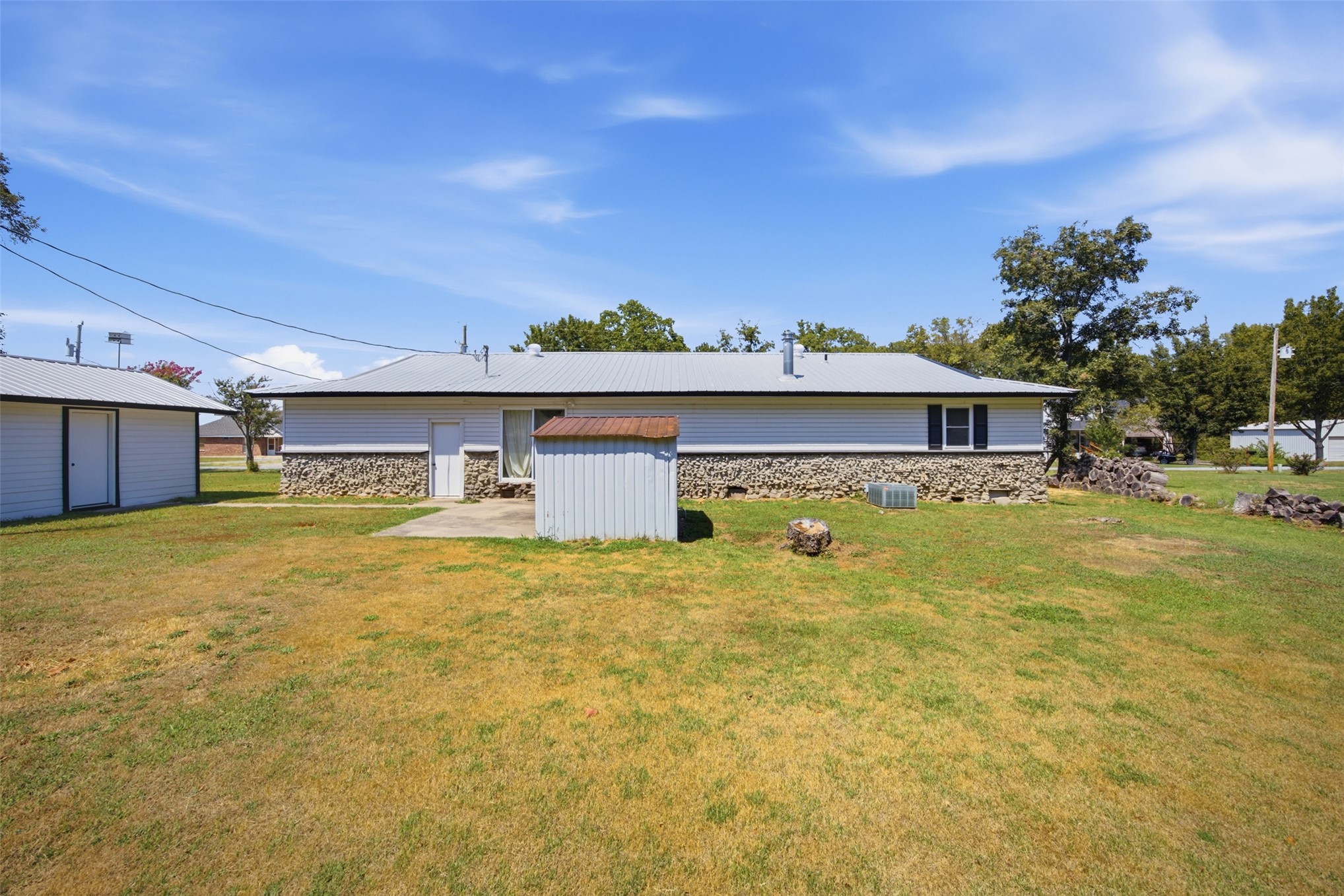 421364 E 1164 Road Property Photo 45