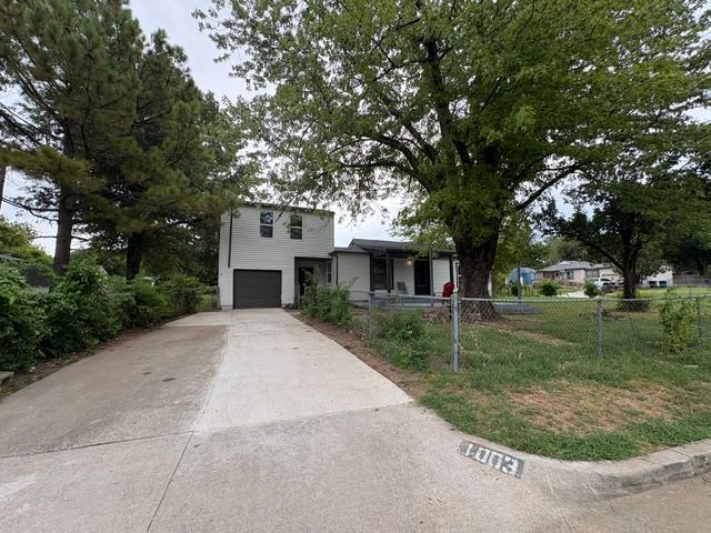 1003 N Urbana Avenue Property Photo 1