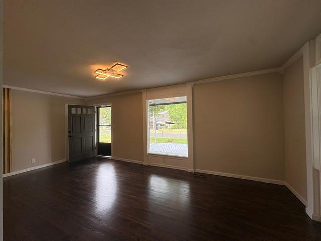 1003 N Urbana Avenue Property Photo 3