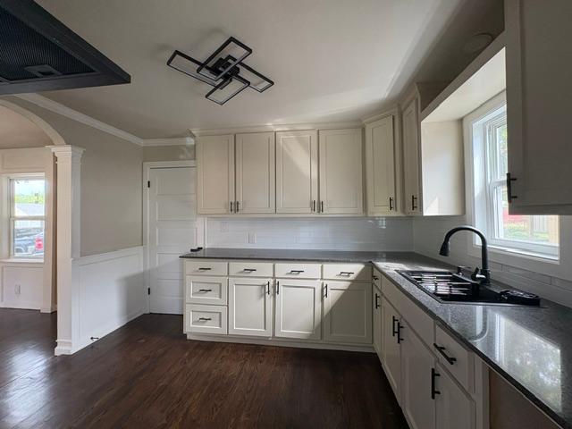 1003 N Urbana Avenue Property Photo 5