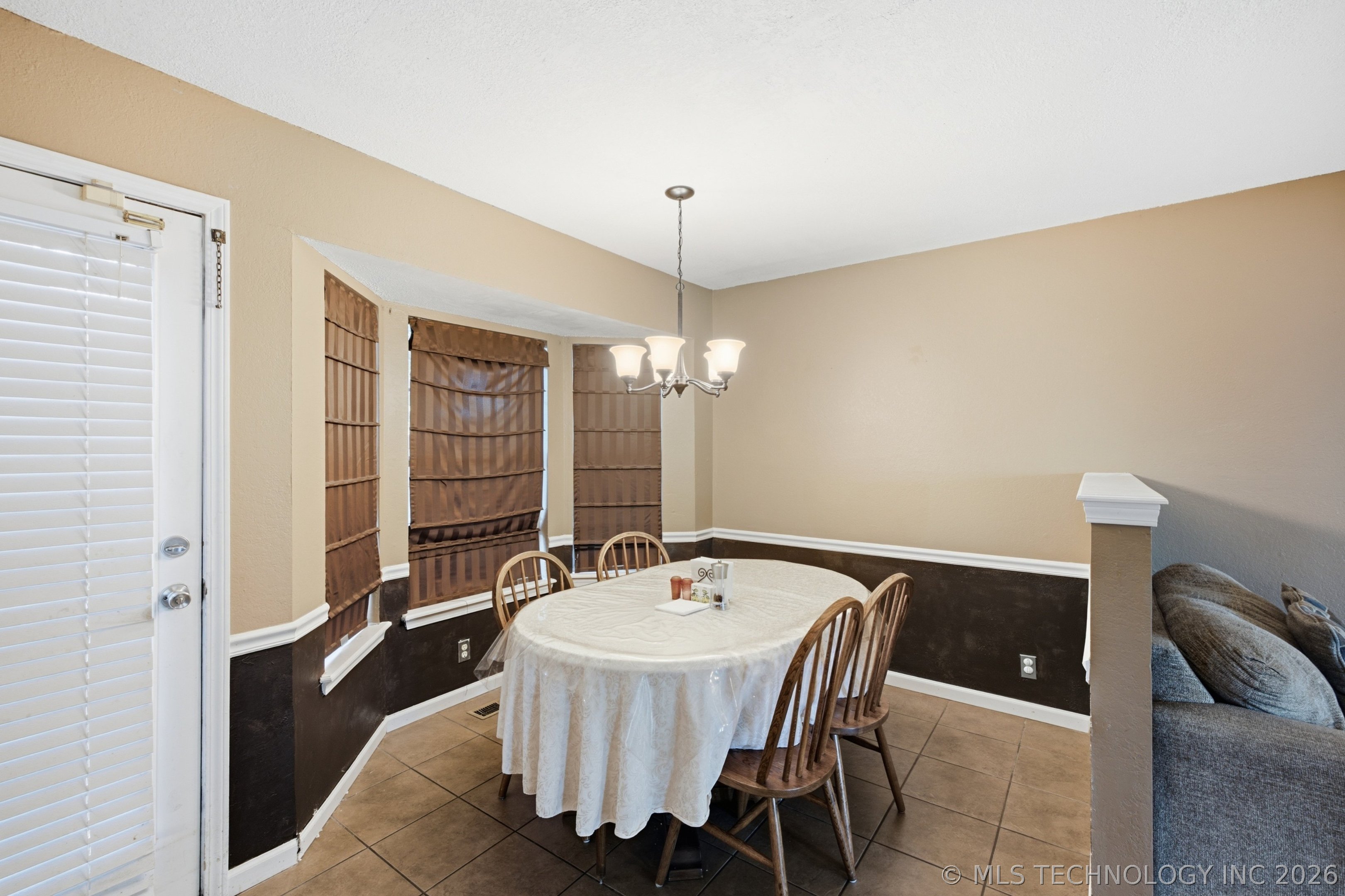1504 W Gary Street Property Photo 15