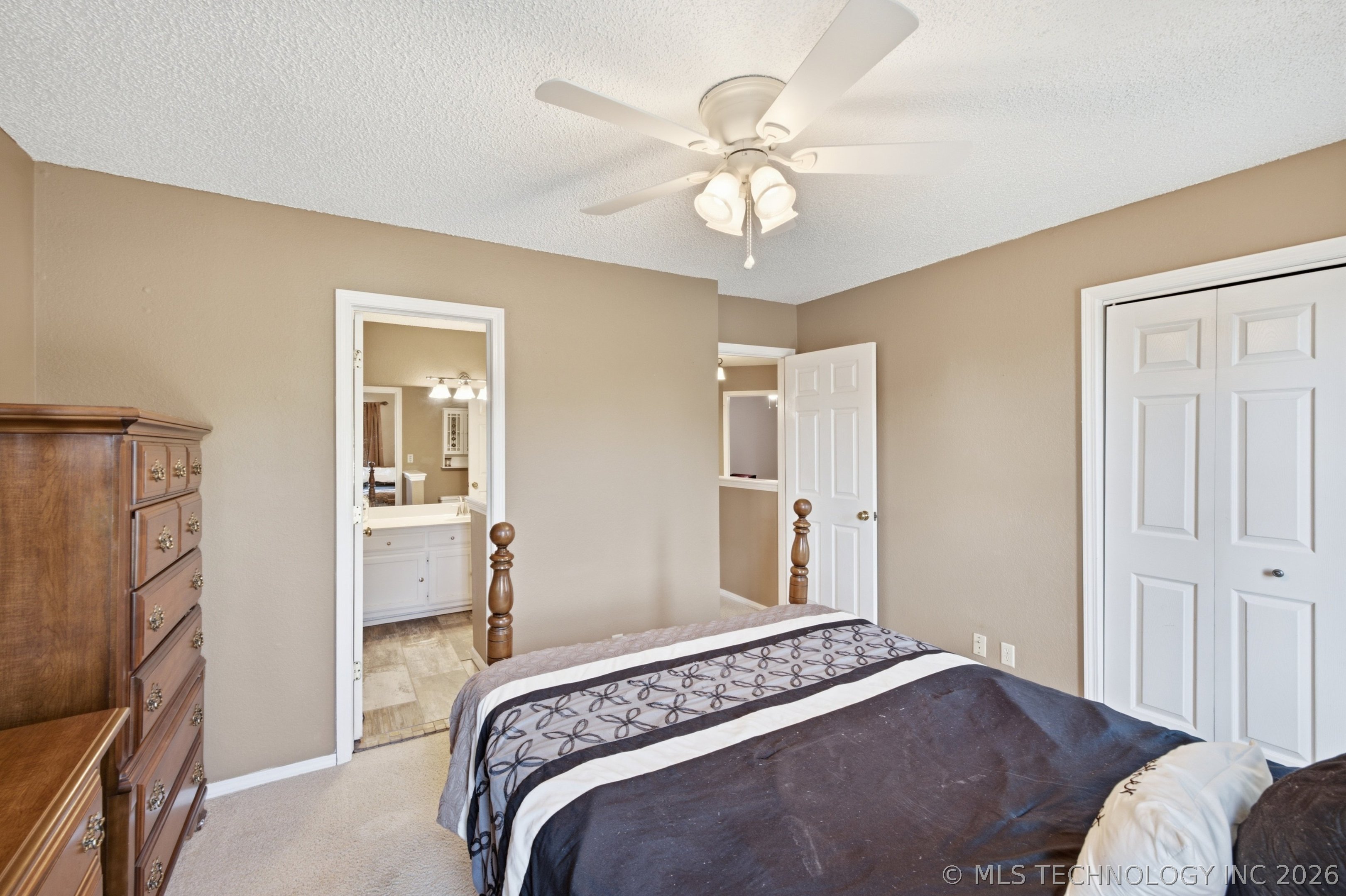 1504 W Gary Street Property Photo 18