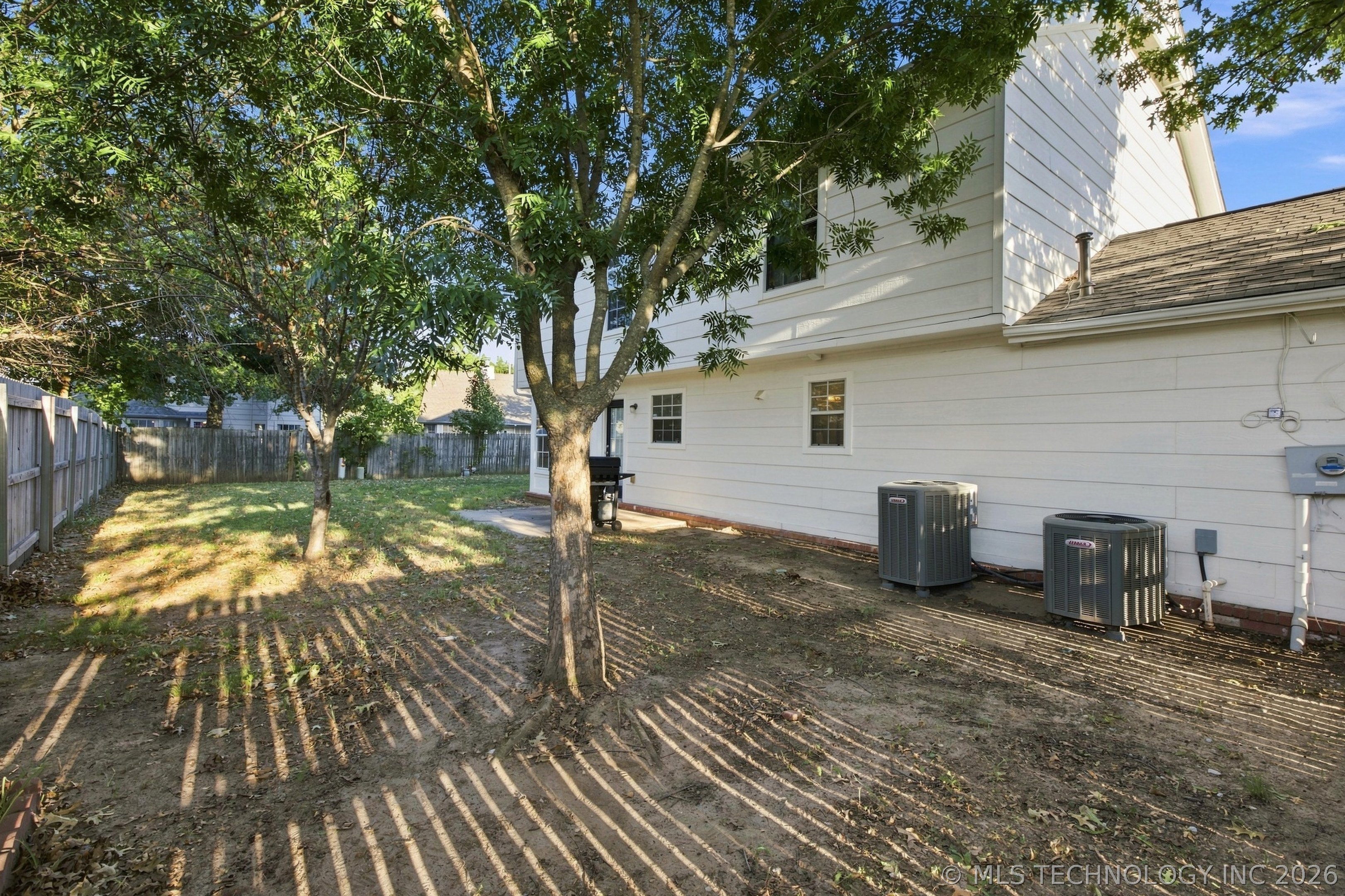 1504 W Gary Street Property Photo 33