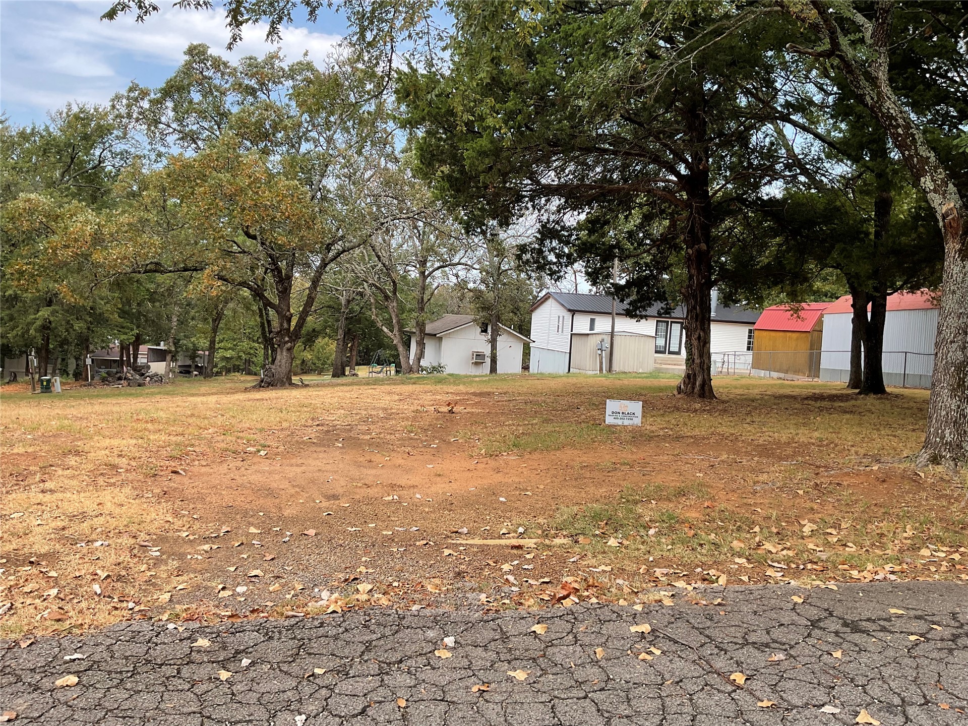 4177 Road Property Photo 1